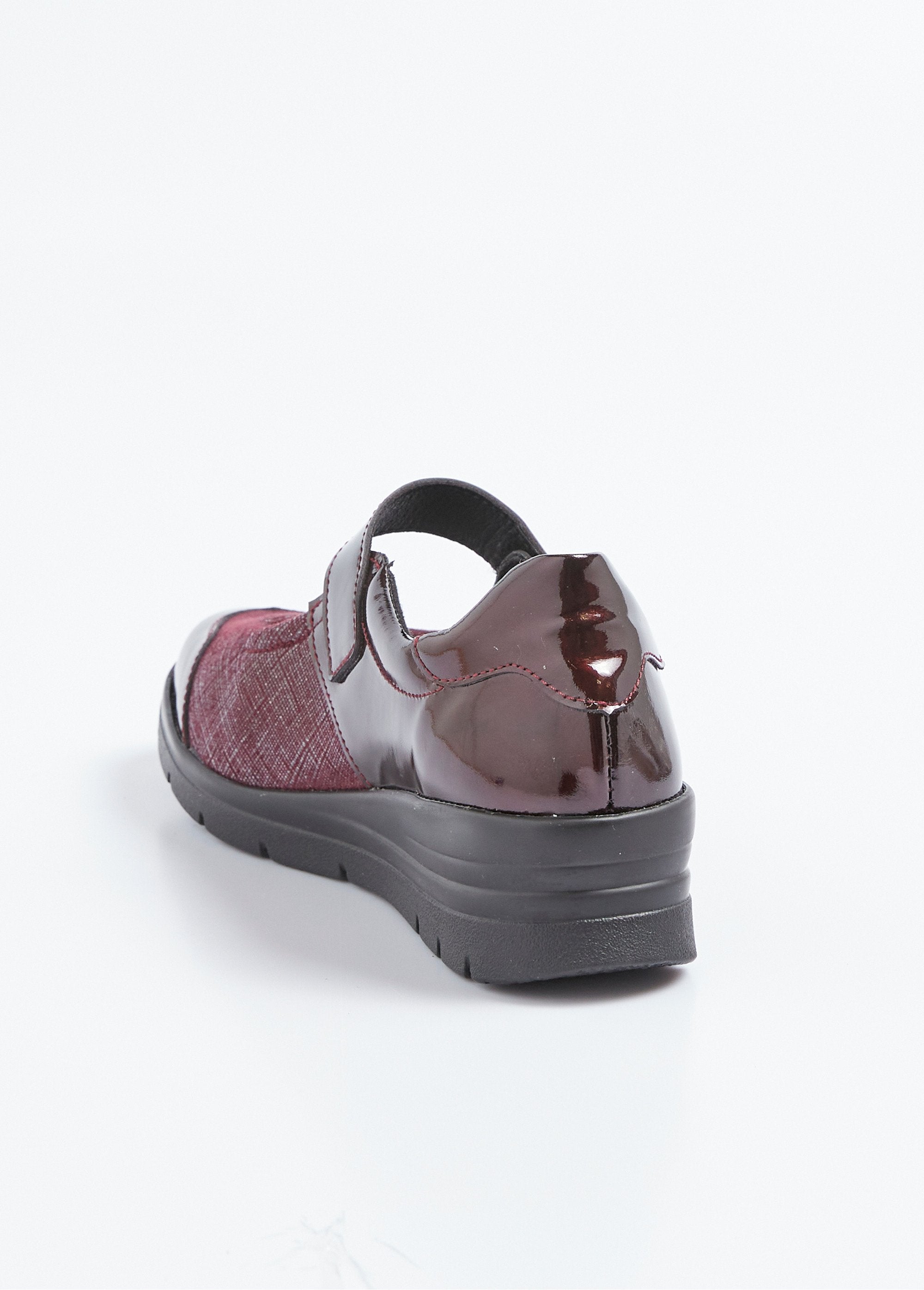 Wide_width_velcro_ballerinas_for_sensitive_feet_Bordeaux_DO1_slim
