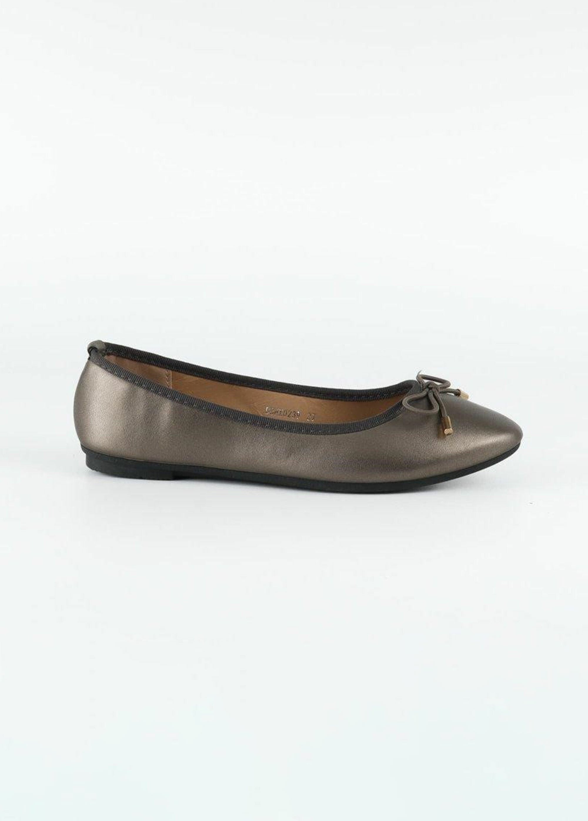 Flat_heel_ballerinas_with_small_bow_Gray_DR1_slim