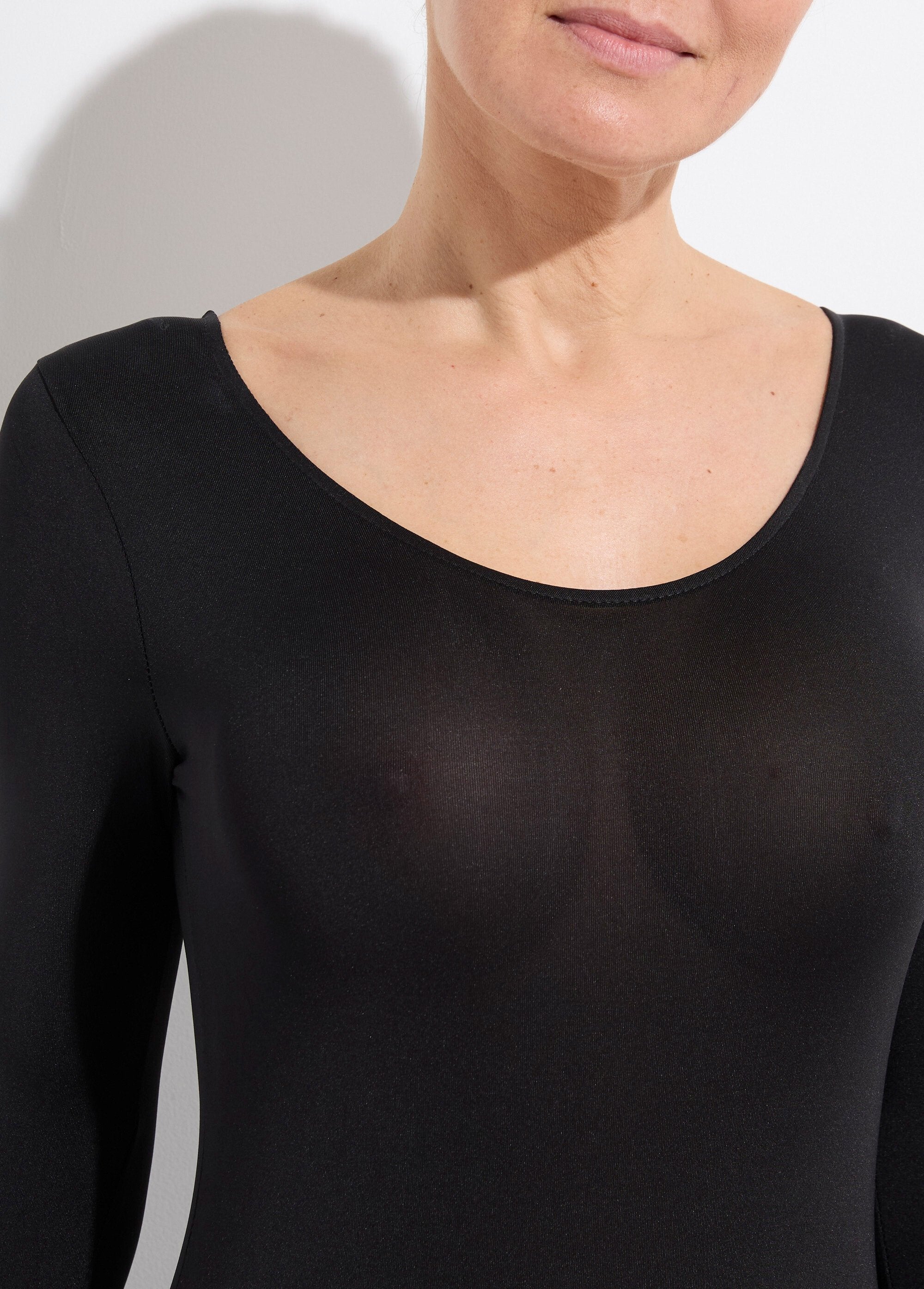 Invisible_microfiber_bodysuit_with_long_sleeves_Black_DE1_slim