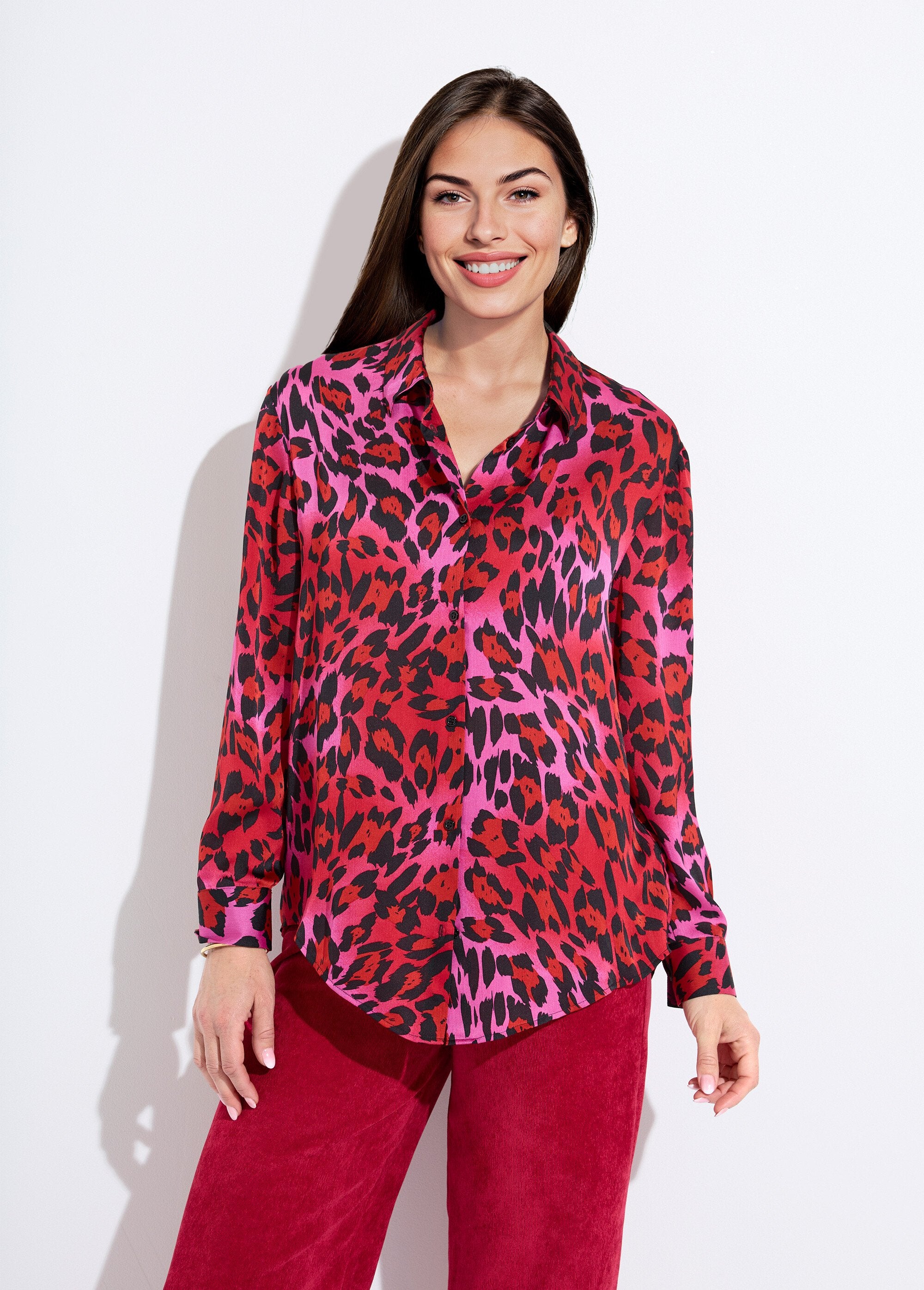 Long_sleeve_satin_button-down_blouse_Fuchsia_print_FA1_slim