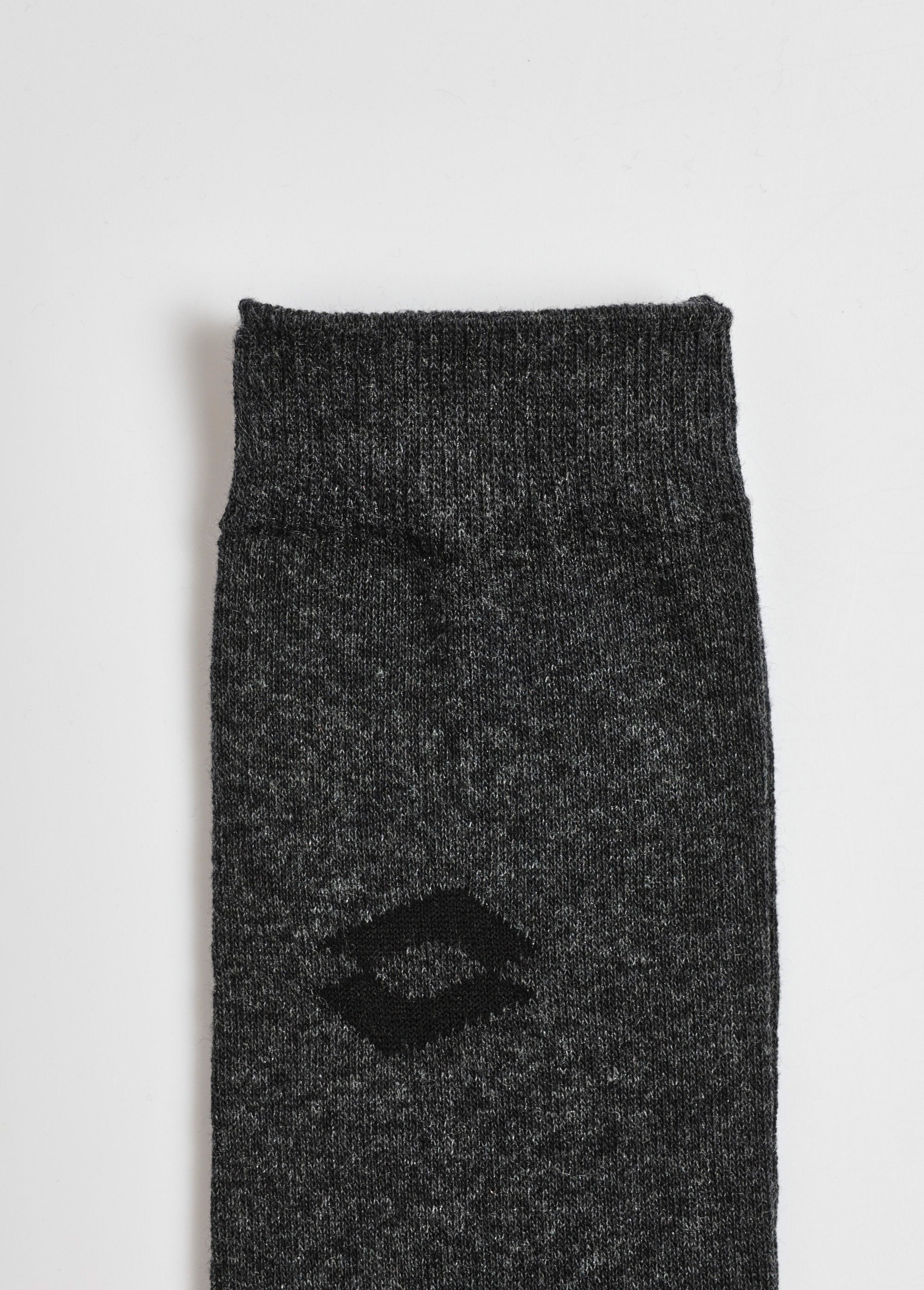 Pack_of_3_assorted_socks_Gray_DE2_slim