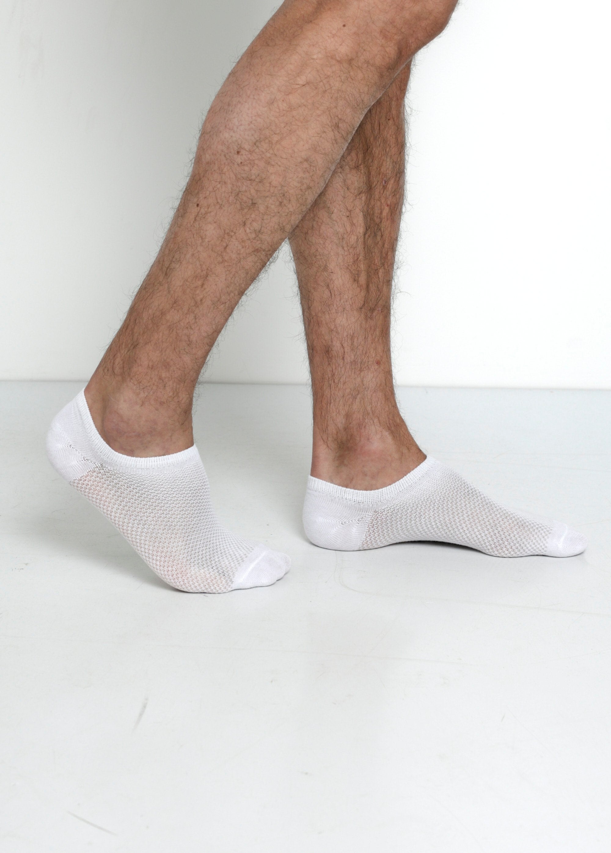 Pack_of_3_invisible_airy_mesh_socks_White_DR1_slim