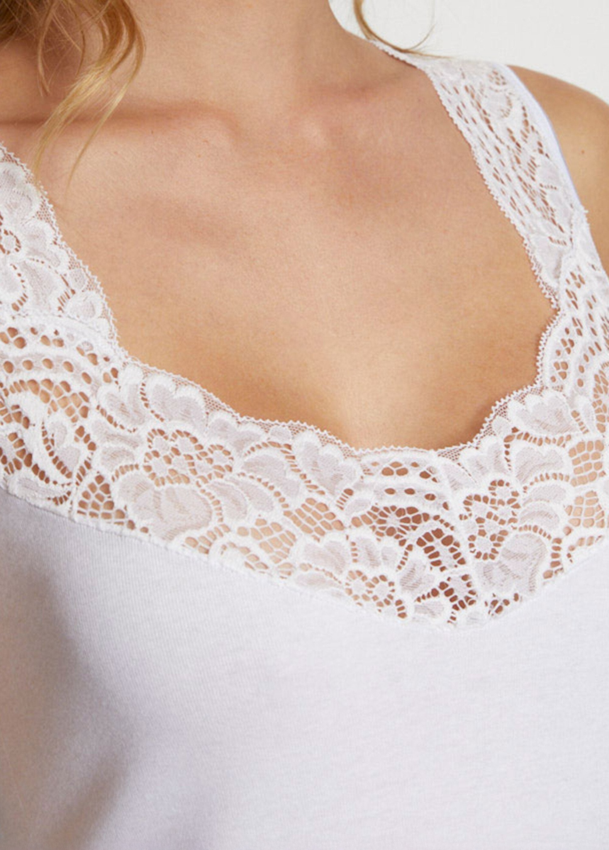 Sleeveless_undershirt_-_set_of_2_White_lot2_DE1_slim