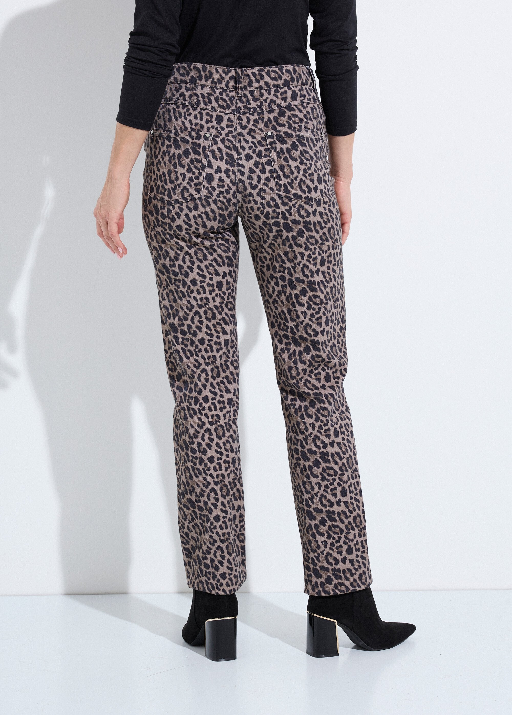 Stretch_cotton_5-pocket_straight_pants_Leopard_DO1_slim