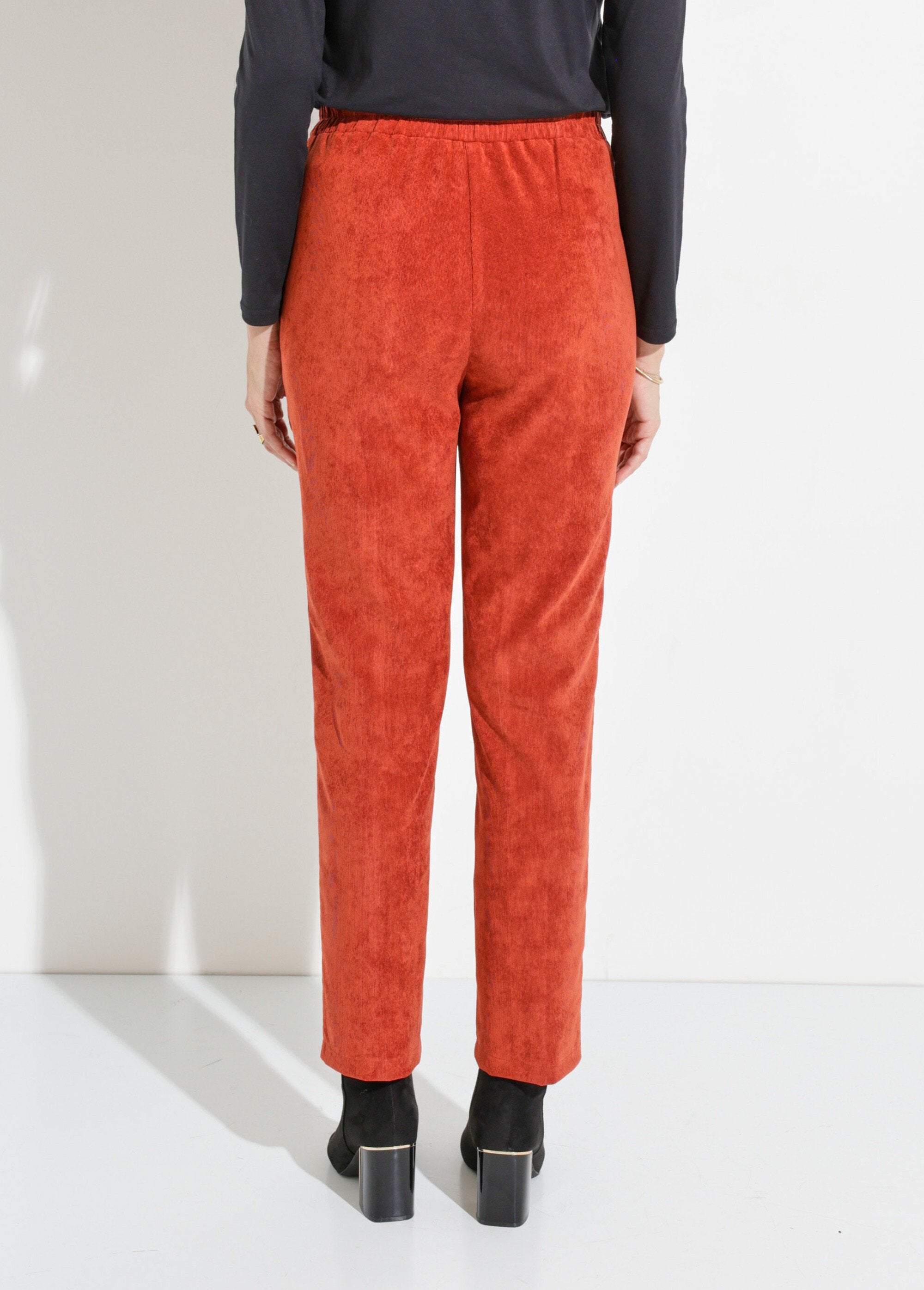 Straight_pants_with_elasticated_waist_and_milleraies_velvet_Spicy_DO1_slim