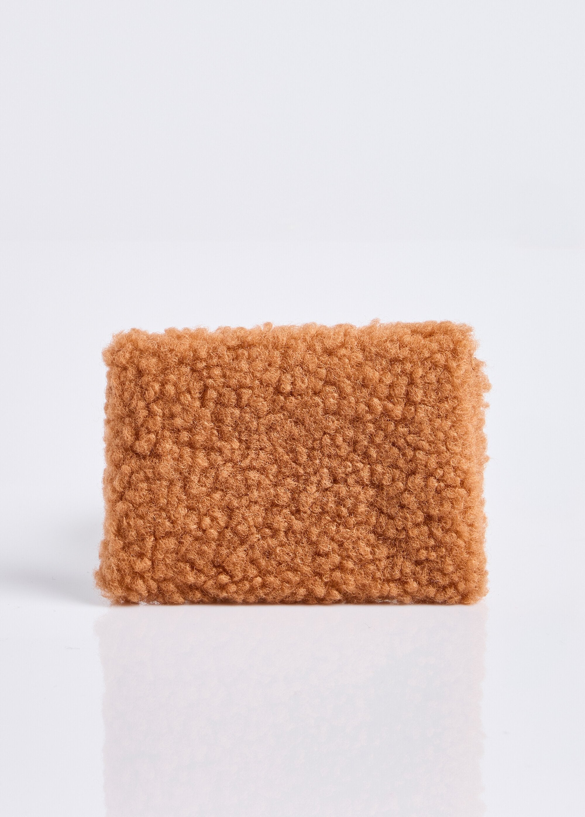 Pochette_porte_monnaie,_fourrure_sherpa_Camel_DO1_slim
