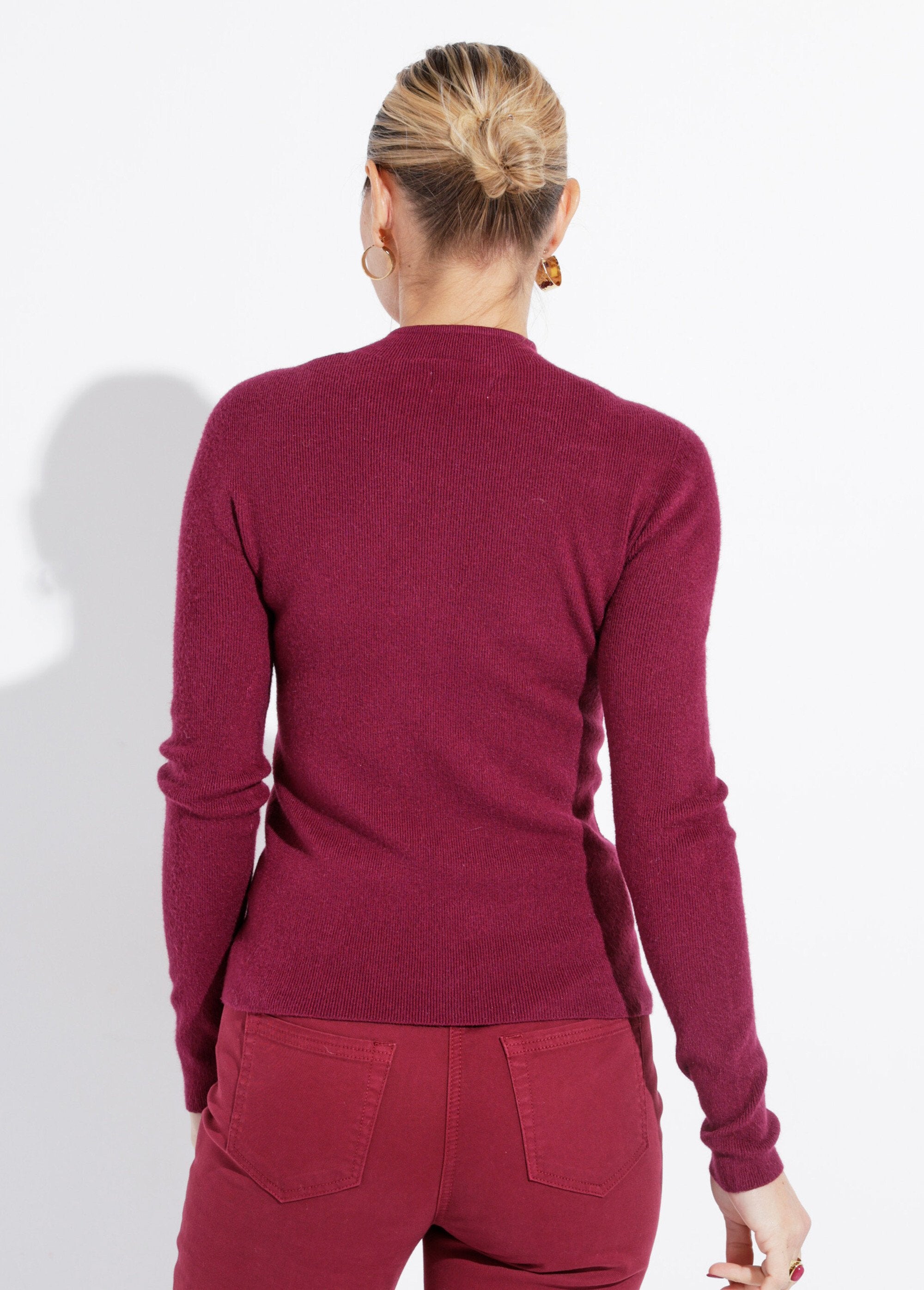 Slim_fit_roll_neck_sweater_Bordeaux_DO1_slim