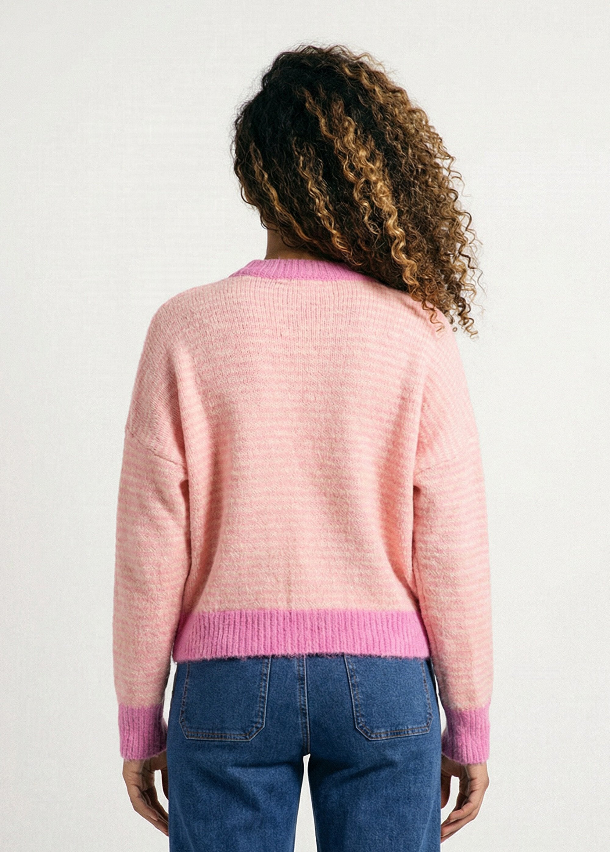 Fluffy_pastel_striped_loose_fit_sweater_Coral_and_pink_DO1_slim