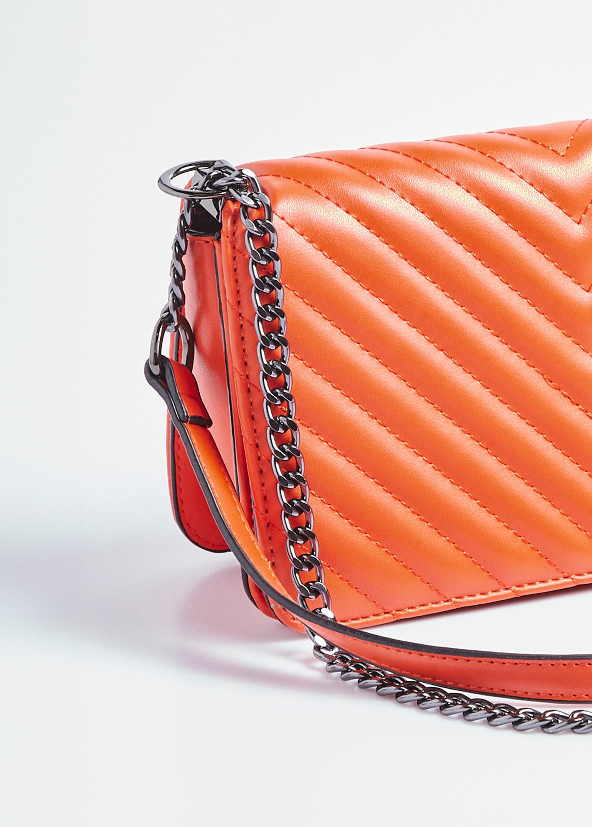 Quilted_clutch_bag_with_chevron_stitching_Orange_DE2_slim