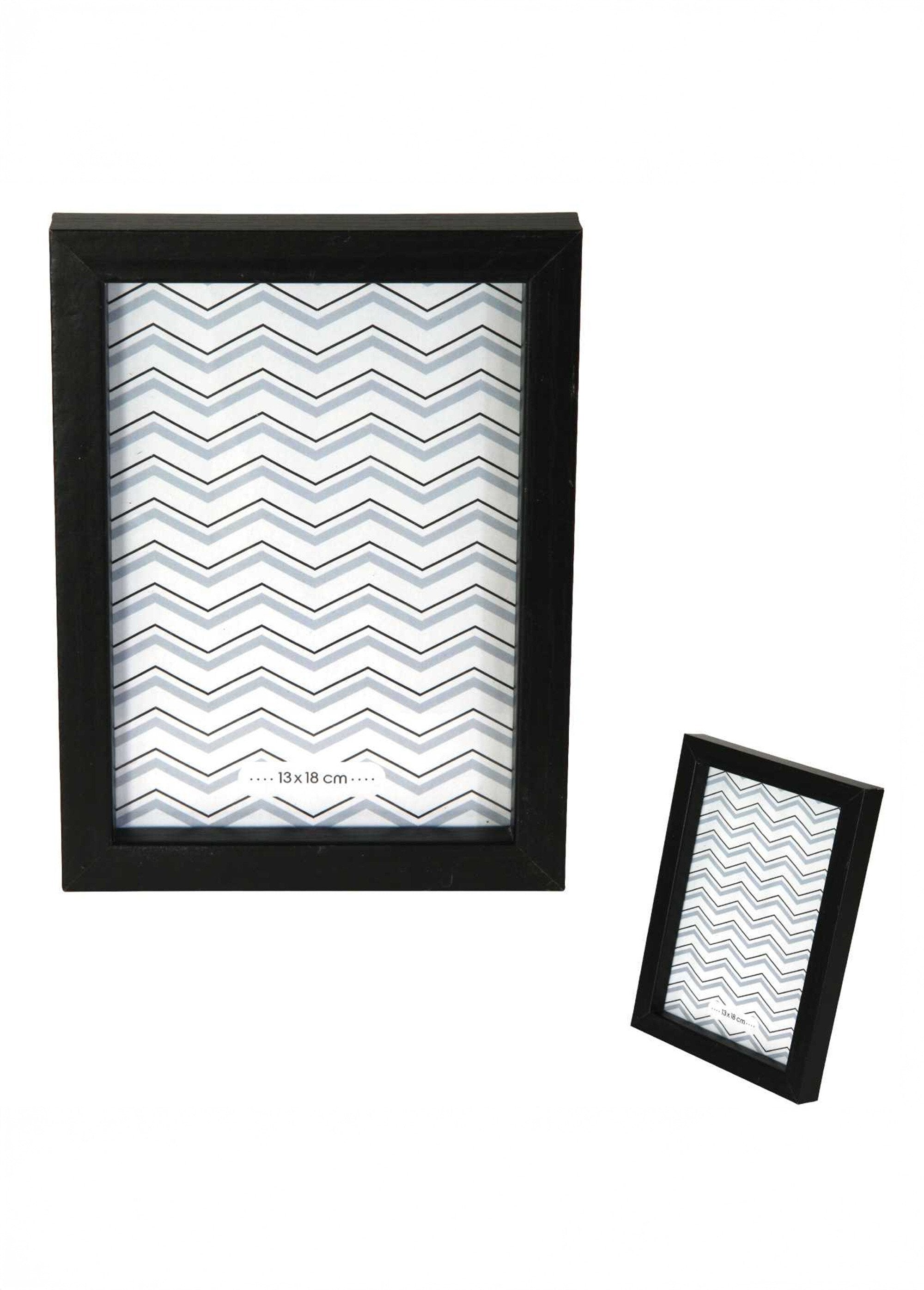 Set_of_matching_wooden_photo_frames_Black_and_white_and_brown_DE2_slim