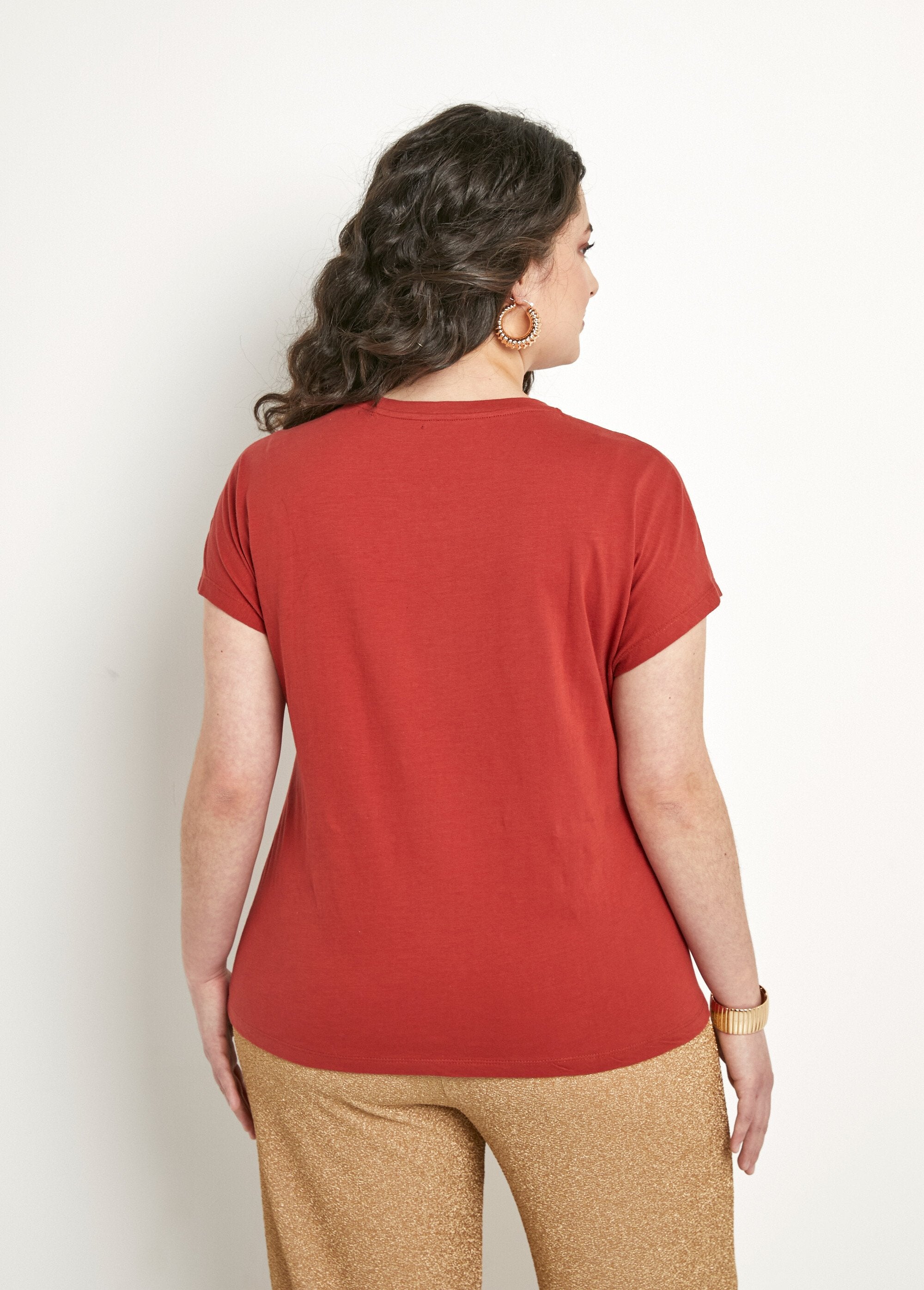 Plain_studded_short_t-shirt_with_flamed_knit_Paprika_DO1_curvy