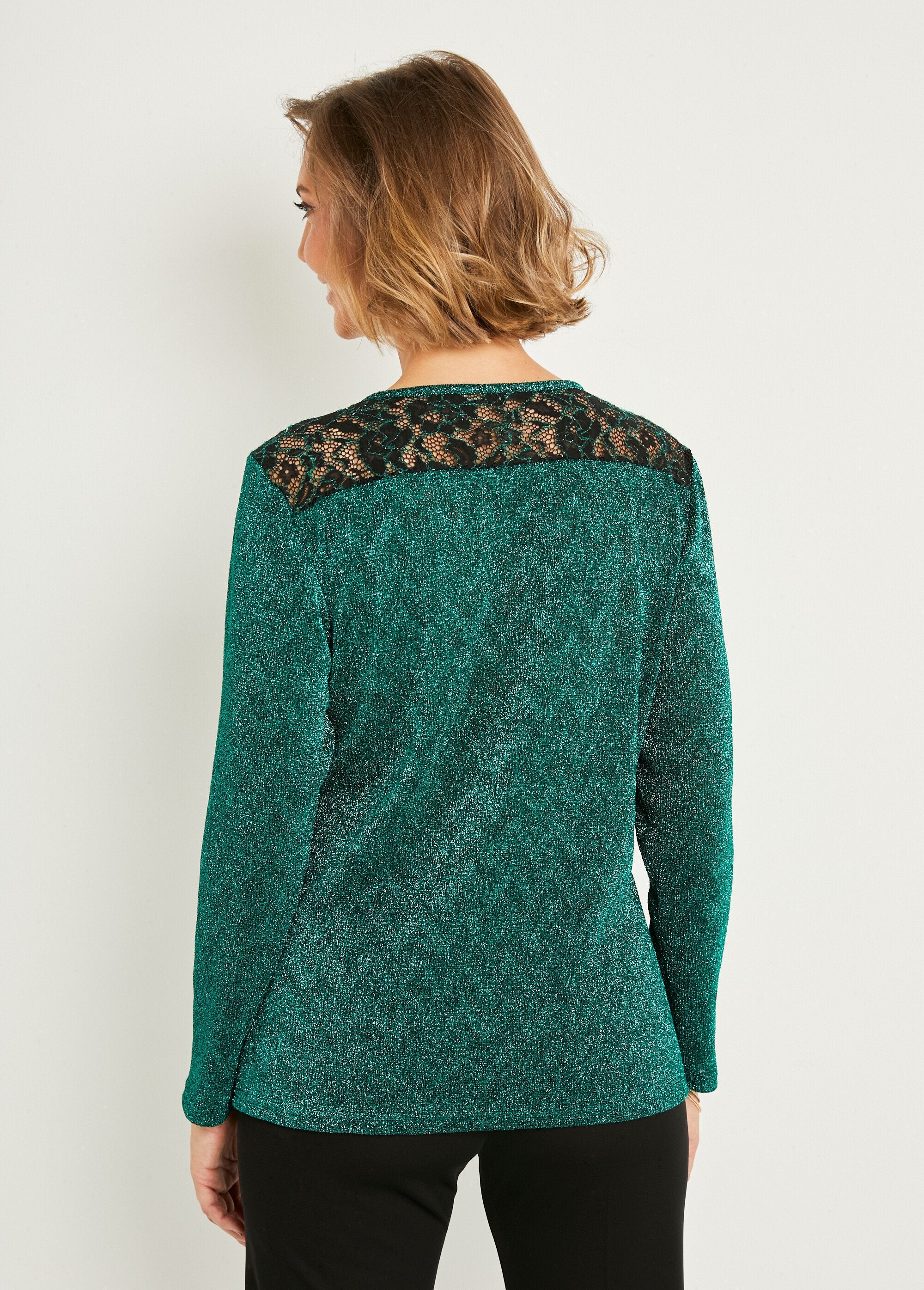 Plain_lace_short_t-shirt_with_round_neck_and_jewel_Green_DO1_slim