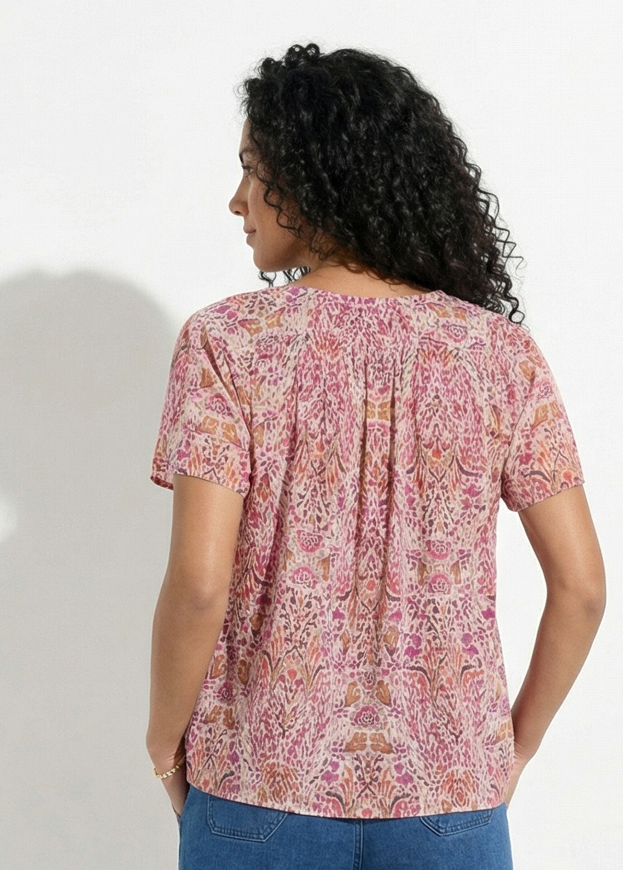 Long_V-neck_tunic_in_printed_voile_Pink_and_white_DO1_slim