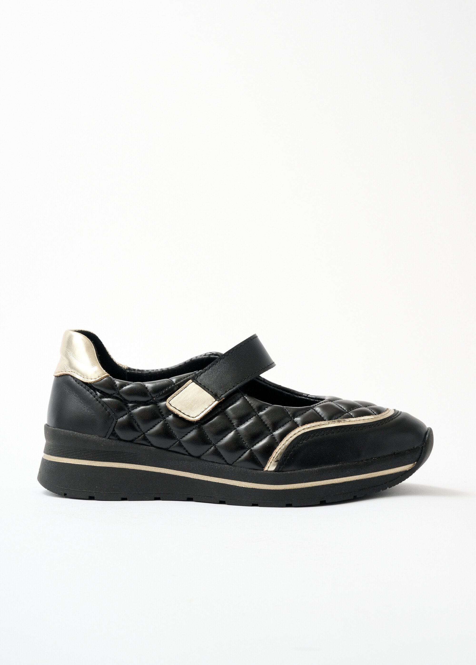 Velor_leather_comfort_width_Mary_Janes_Black_DR1_slim