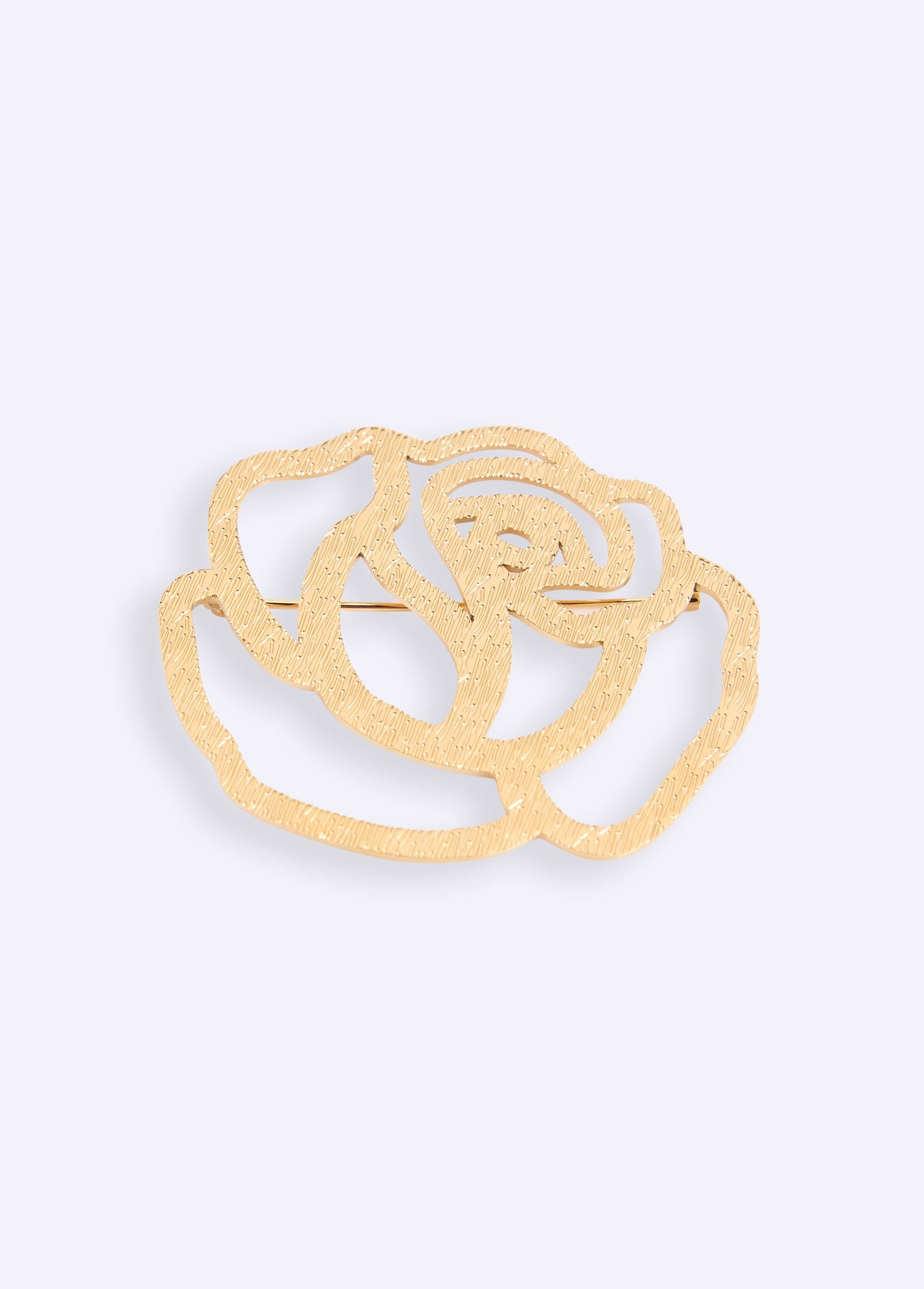 Metallic_flower-shaped_brooch_Golden_FA1_slim