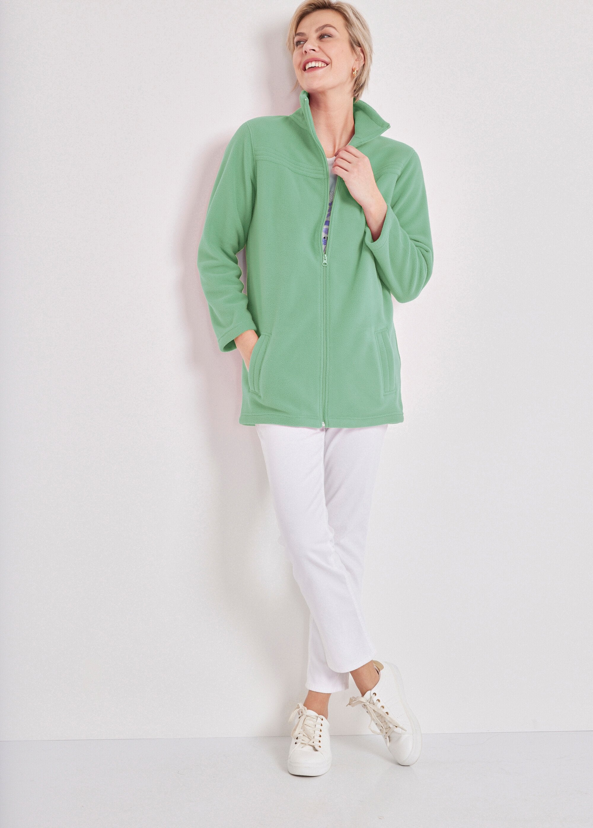 Long-sleeved_zipped_fleece_jacket_Almond_green_SF1_slim