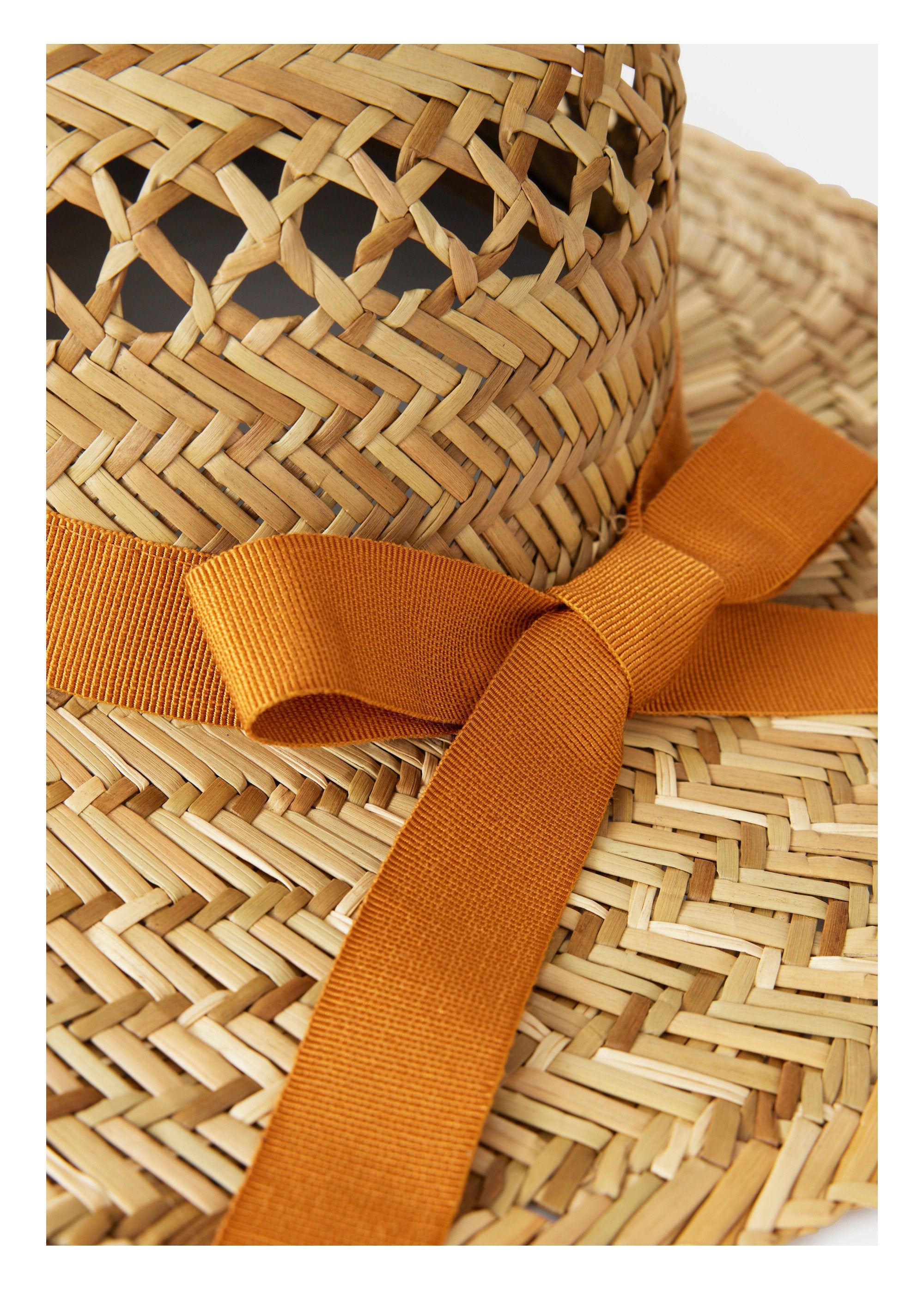 Natural_straw_floppy_hat_with_ribbon_Natural_DE4_slim