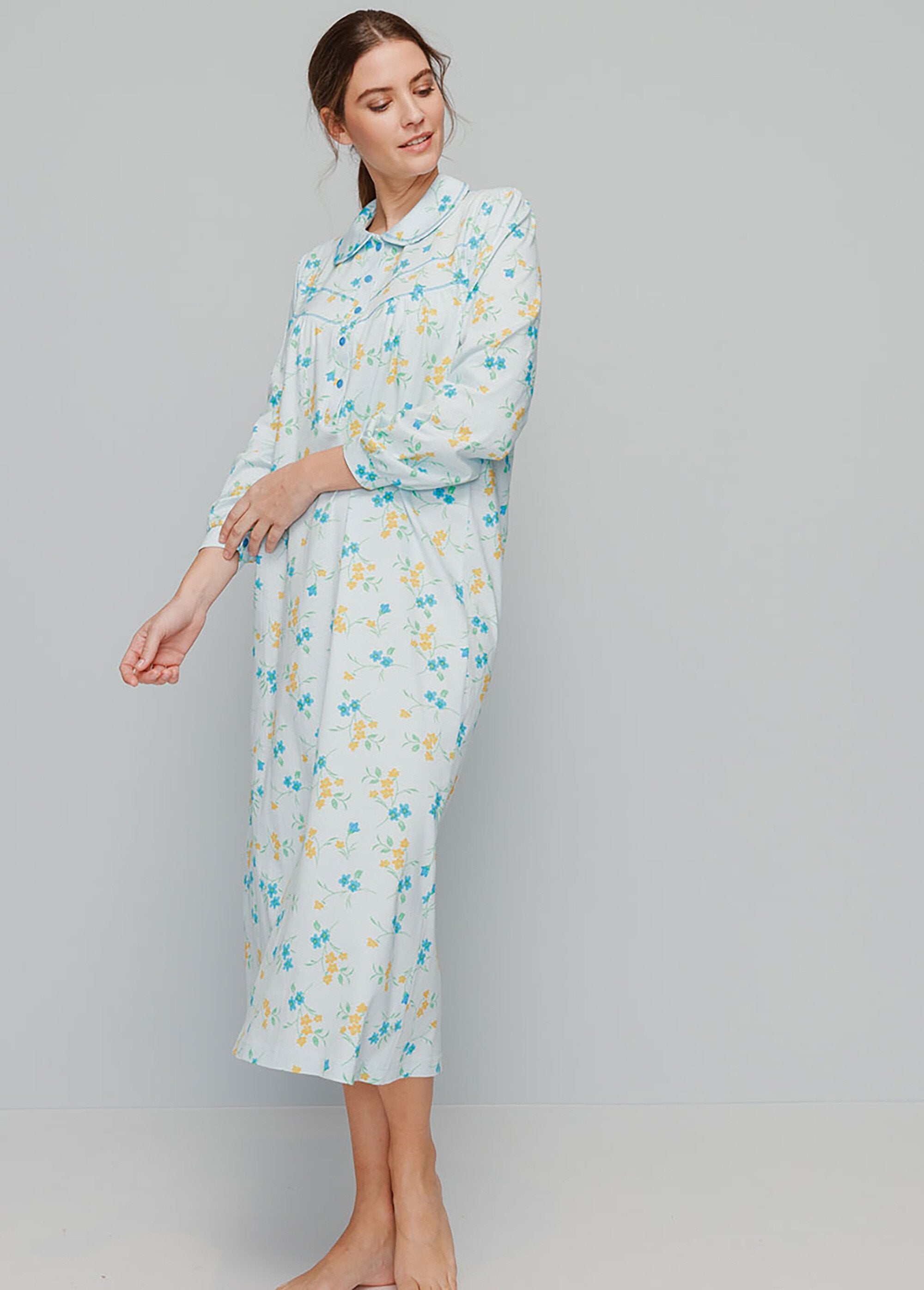 Long-sleeved_printed_nightgown_Blue_FA1_slim