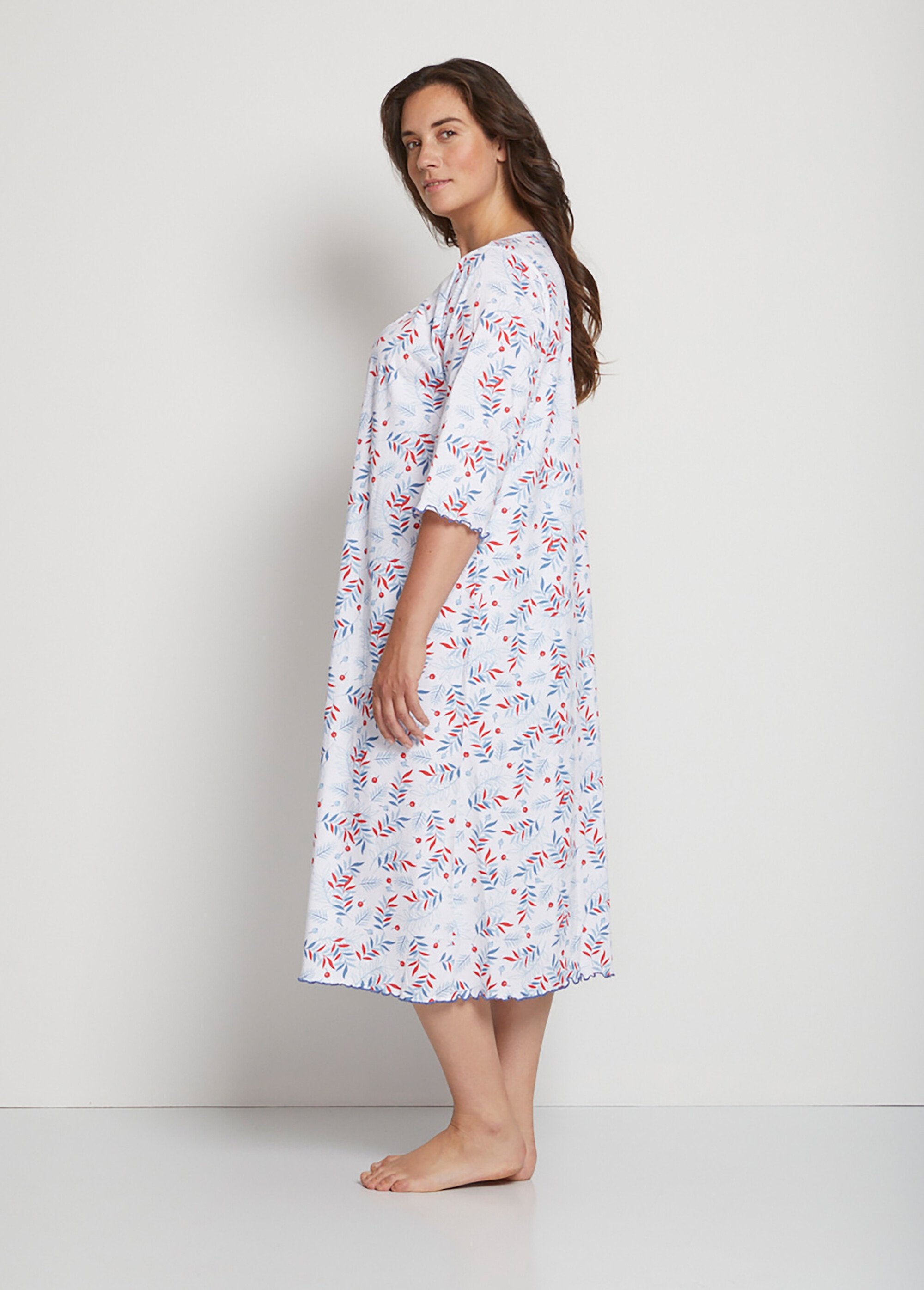 Long_3/4_sleeve_printed_cotton_nightgown_White_background_DR1_curvy