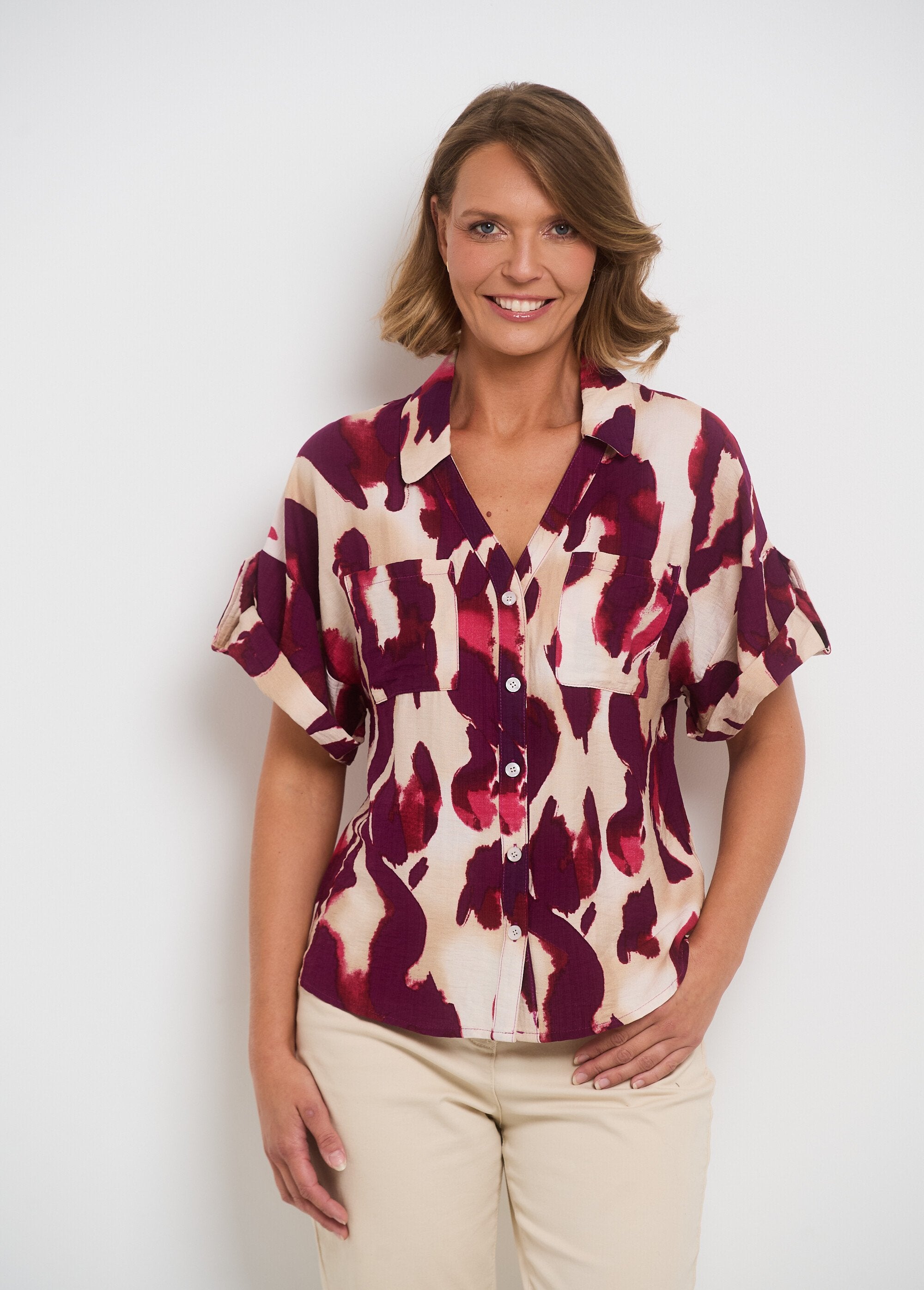 Fancy_short_sleeve_blouse_Plum_print_FA1_slim