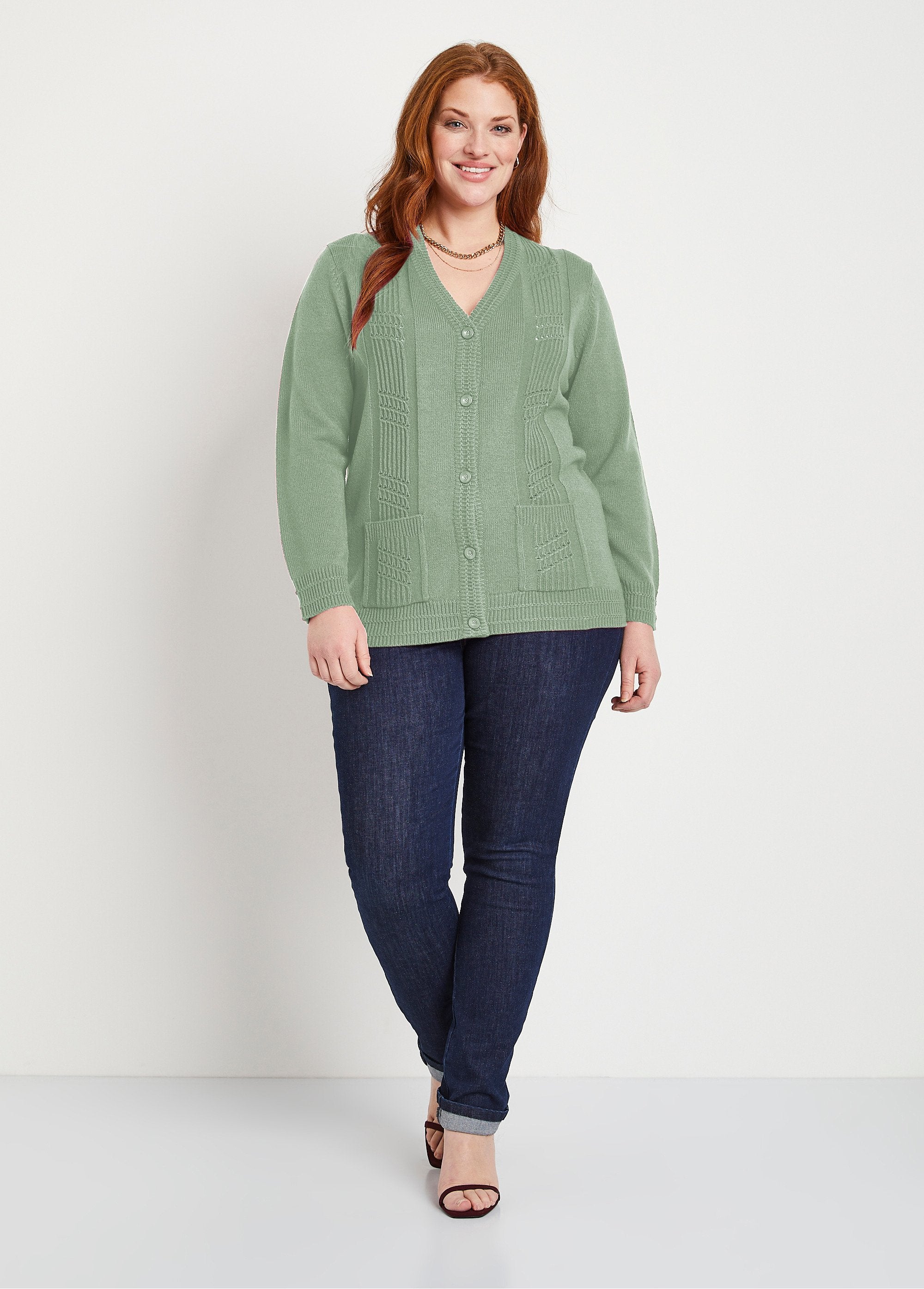 Long-sleeved_buttoned_cardigan_Green_SF1_curvy