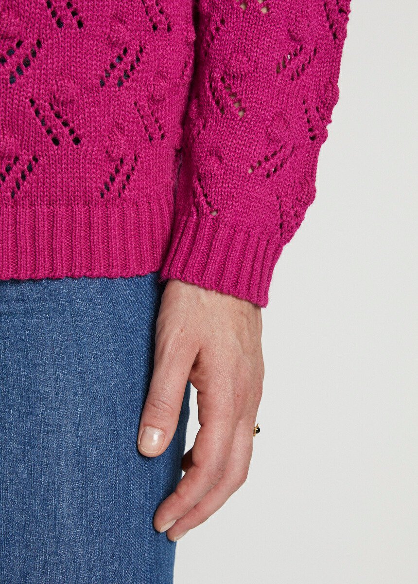 Short_buttoned_cardigan_cardigan_in_ball_knit_Cassis_DE3_slim