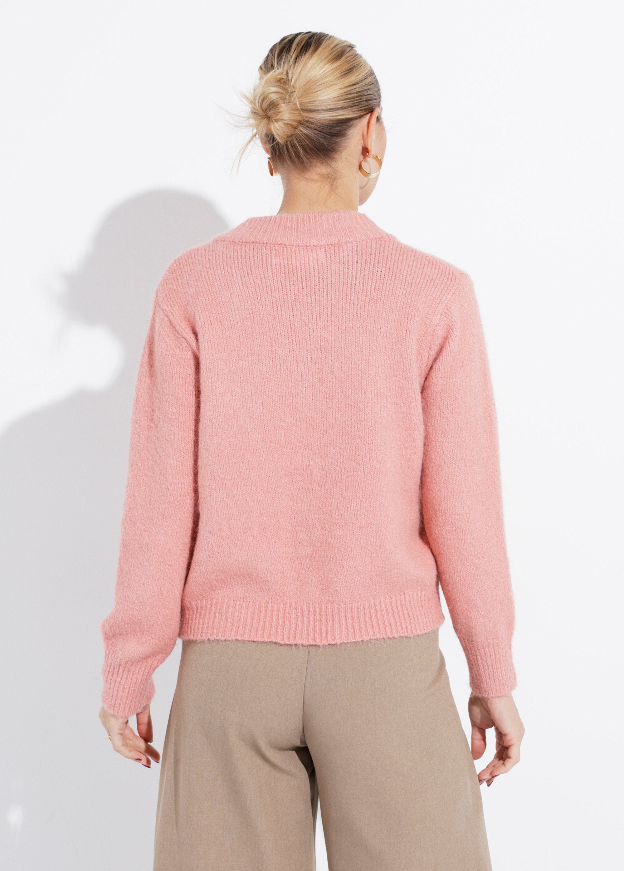 Fancy_round_neck_knitted_vest_Pink_DO1_slim