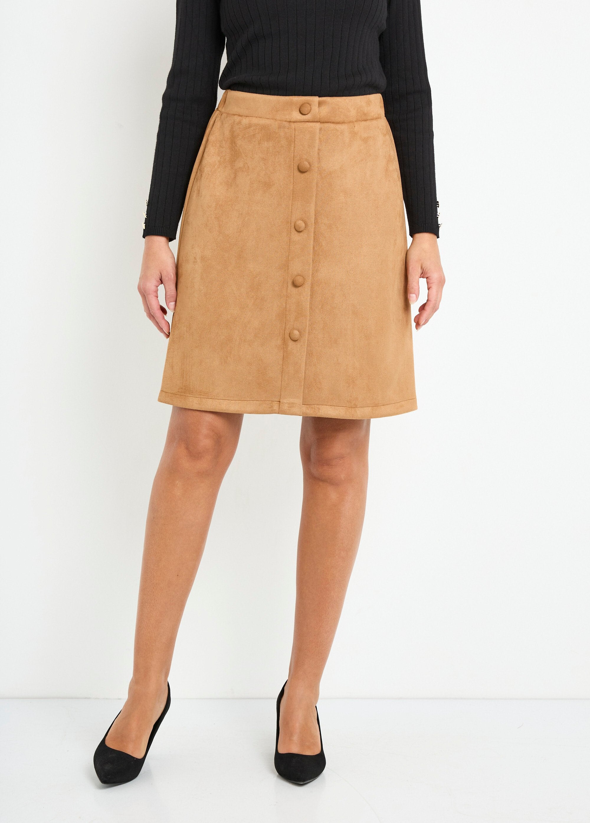 Short_straight_skirt_in_suede-effect_buttoned_fabric_camel_FA1_slim
