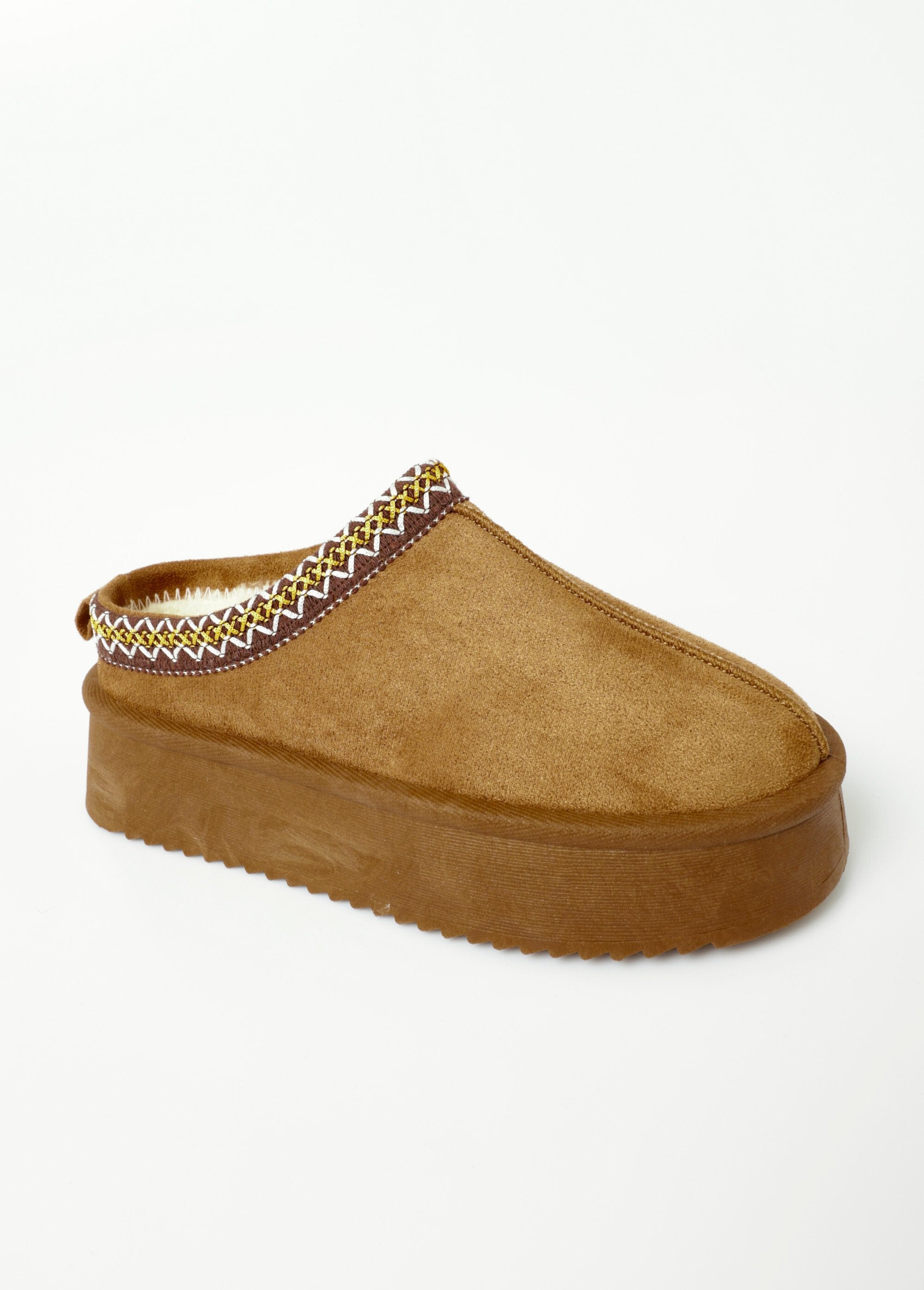 Fur-lined,_wedged_suede-effect_mules_camel_FA1_slim