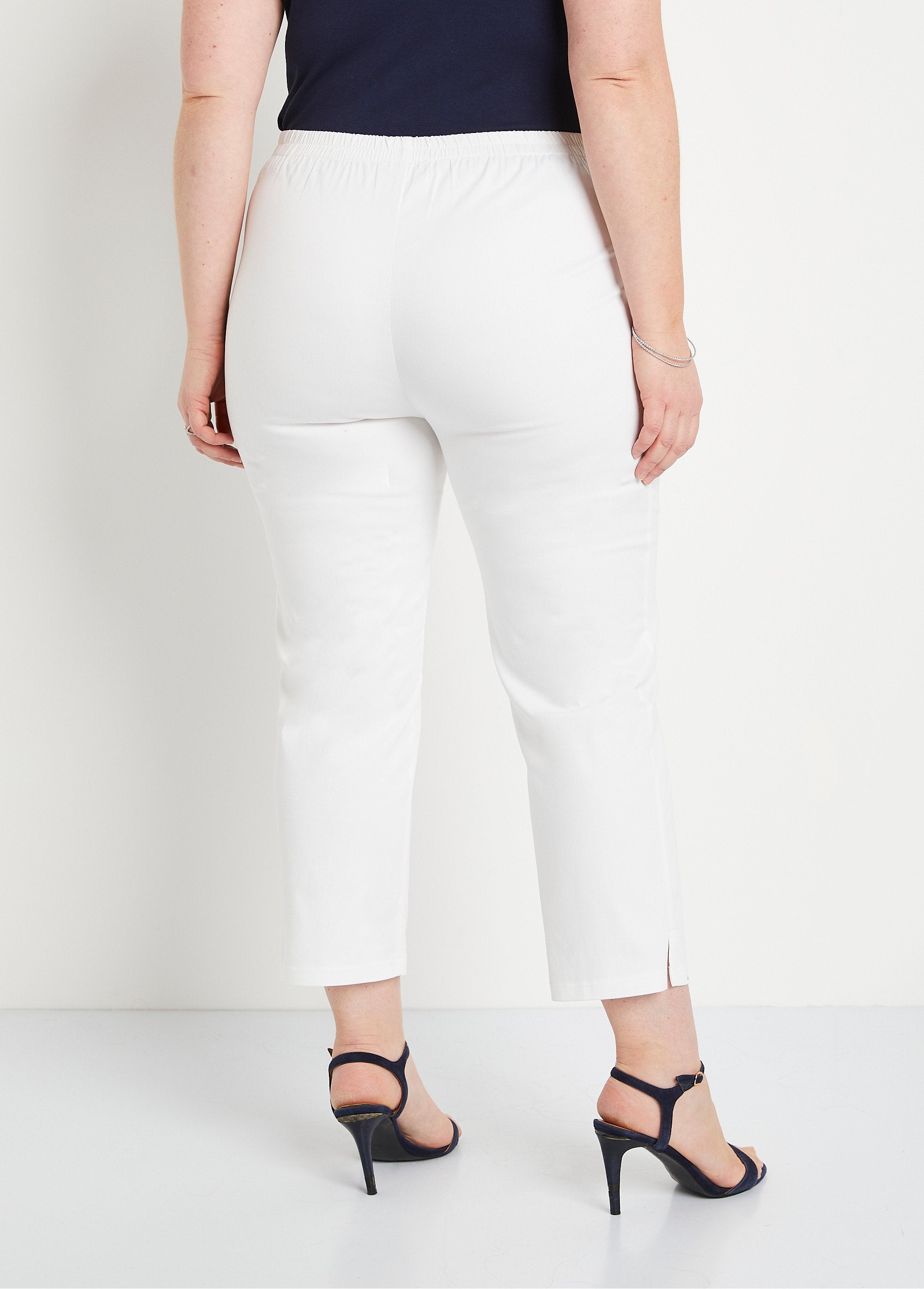 Semi-elasticated_waist_satin_cropped_pants_White_DO1_curvy