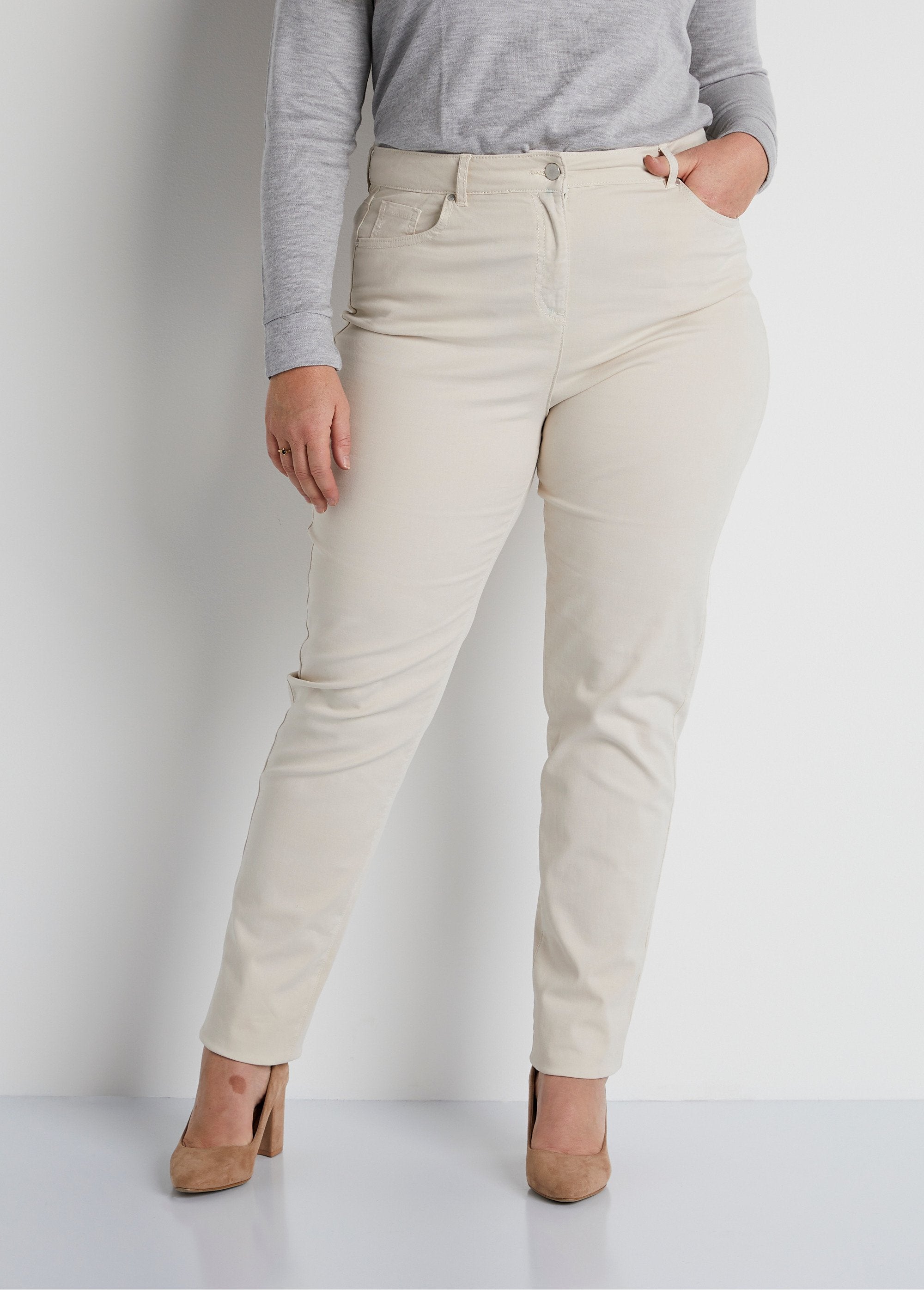 Stretch_cotton_5-pocket_straight_pants_Beige_FA1_curvy