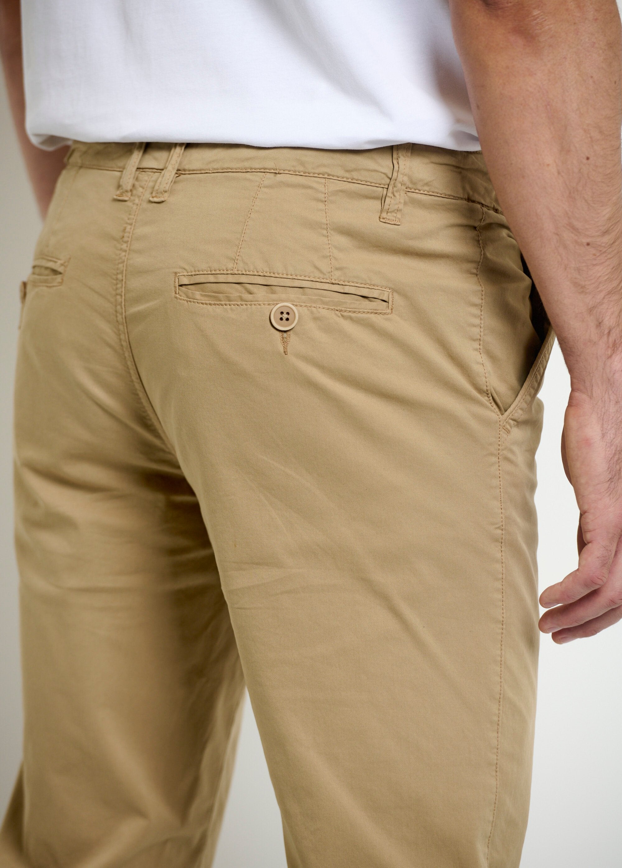 Men's_chino_pants_Beige_DE1_slim