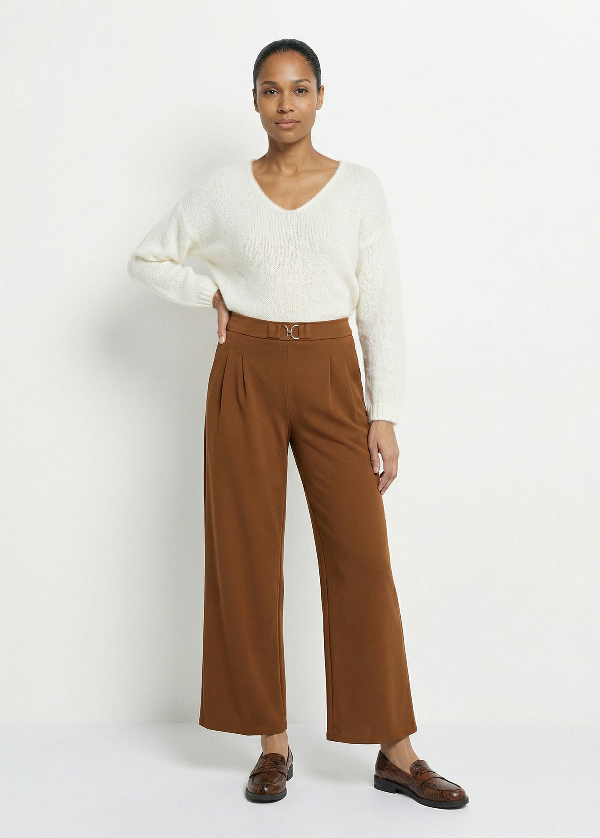 Wide-leg_knit_trousers_with_chic_metallic_detail_Tobacco_SF1_slim