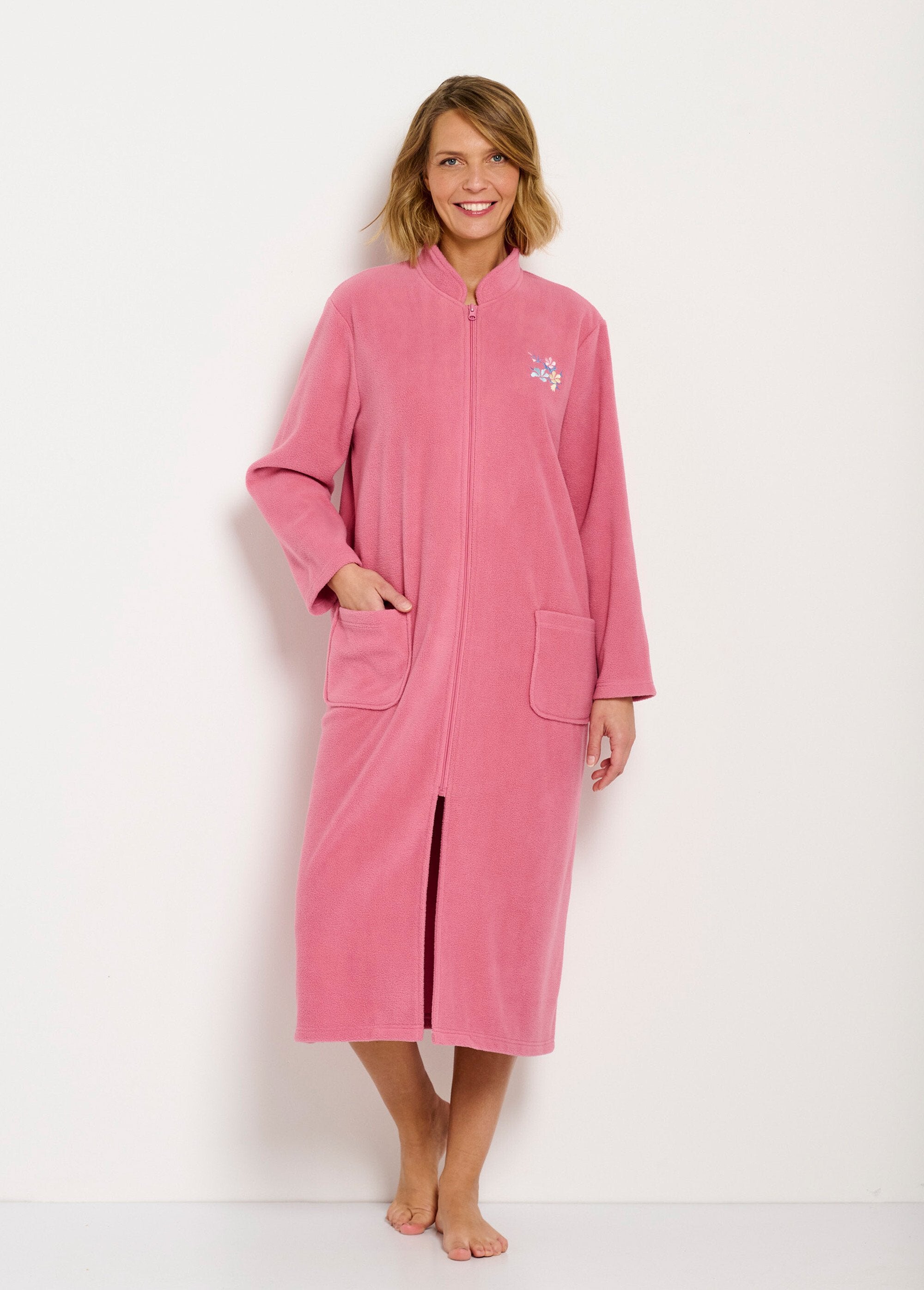 Long_warm_fleece_embroidered_zipped_bathrobe_Old_pink_FA1_slim