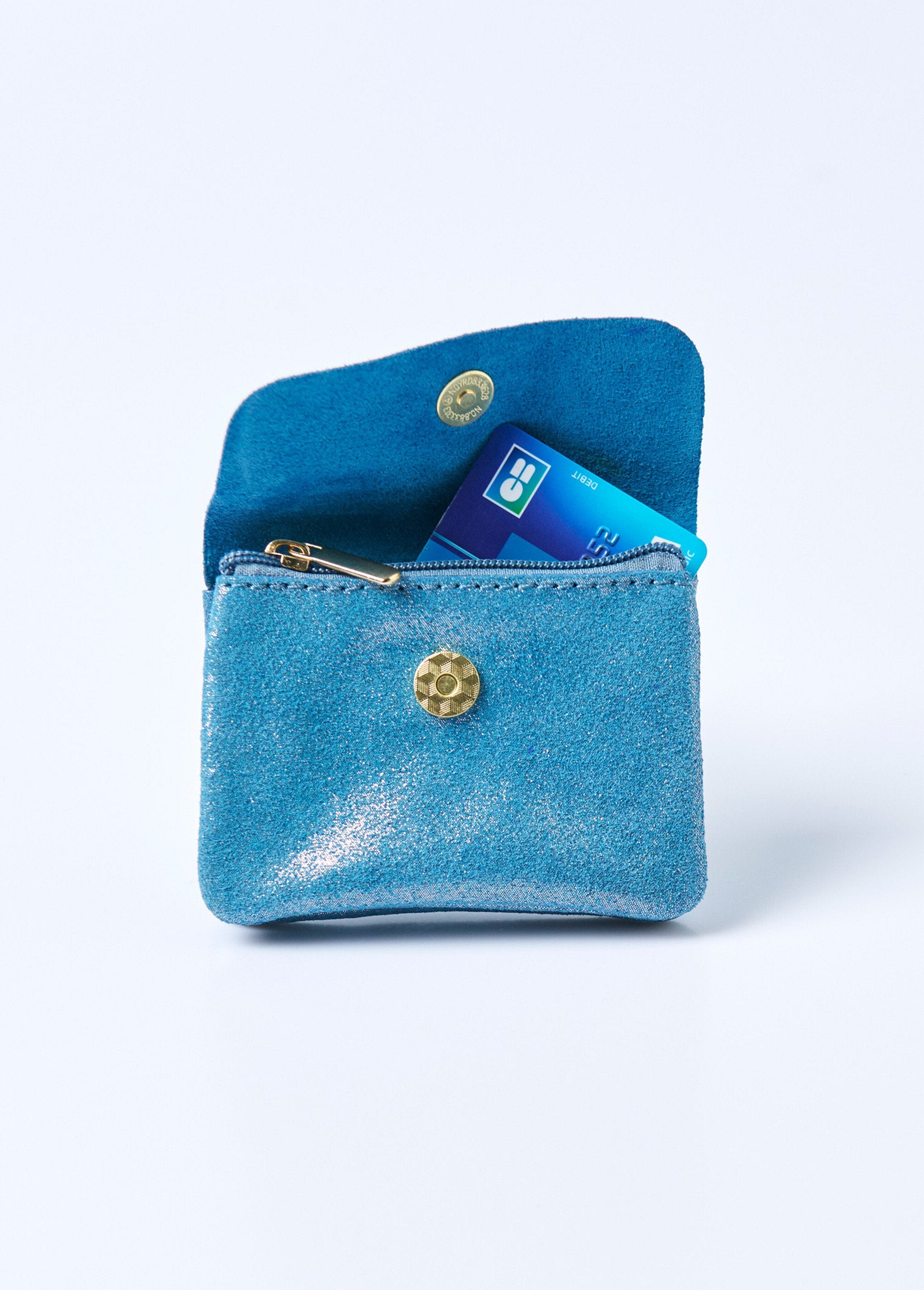 Small_zipped_iridescent_leather_purse_Iridescent_blue_DE2_slim