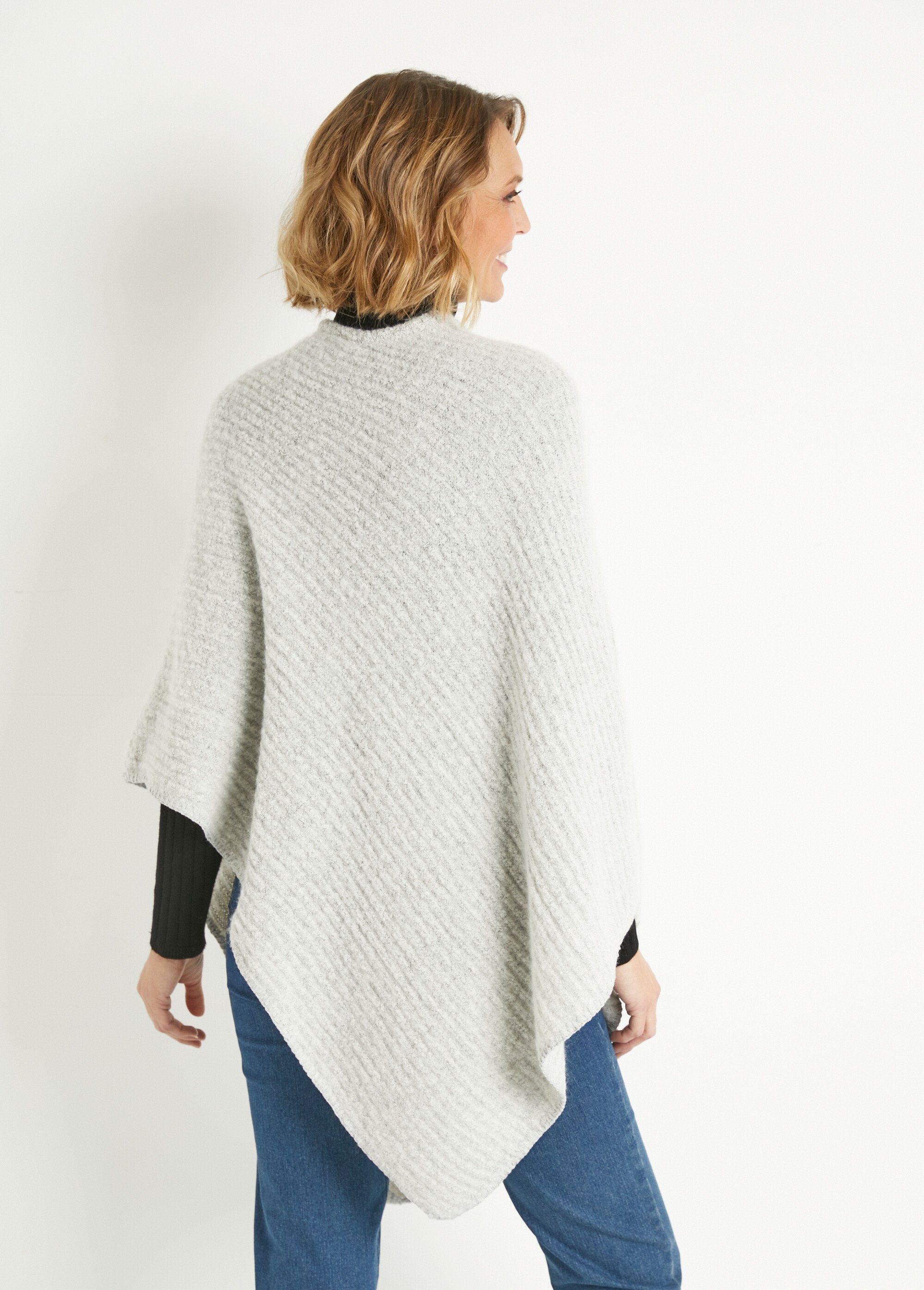 Poncho_en_maille_mousseuse_chaude_Gris_DO1_slim