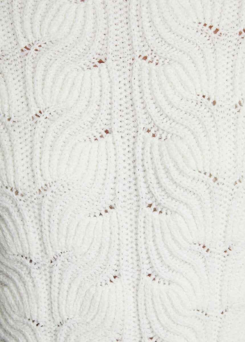 Round_neck_fancy_knit_sweater_Ecru_DE3_slim