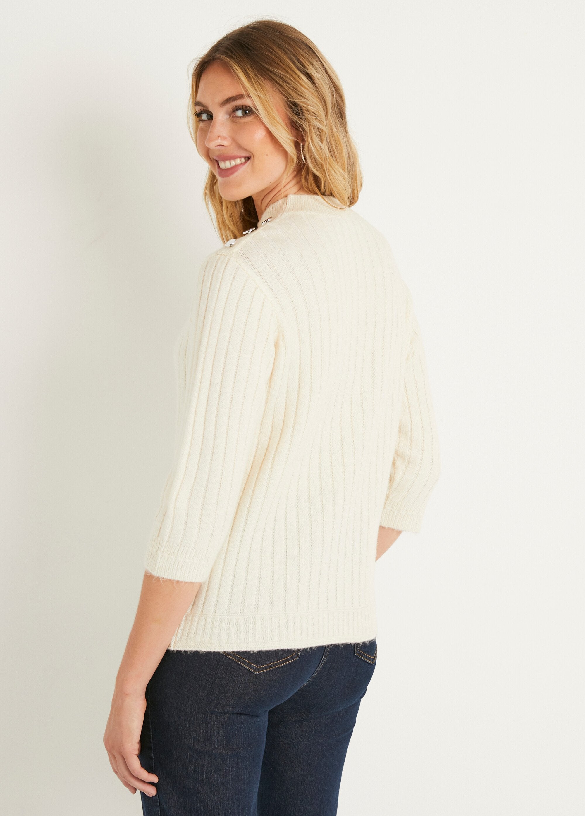 Straight_rib-knit_sweater_with_stand-up_collar_Ecru_DO1_slim