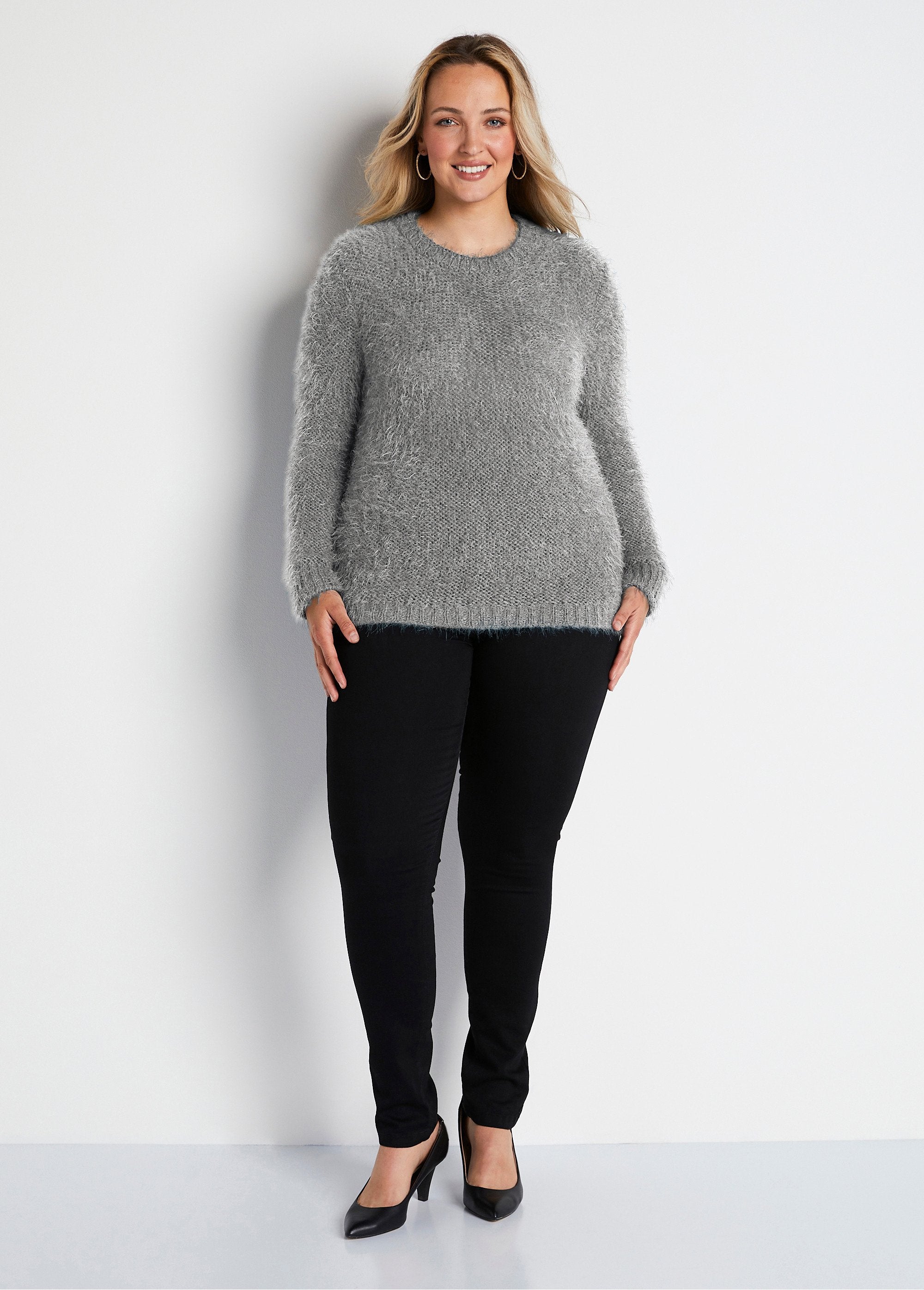 Soft_knit_hairy_effect_sweater_Money_SF1_curvy