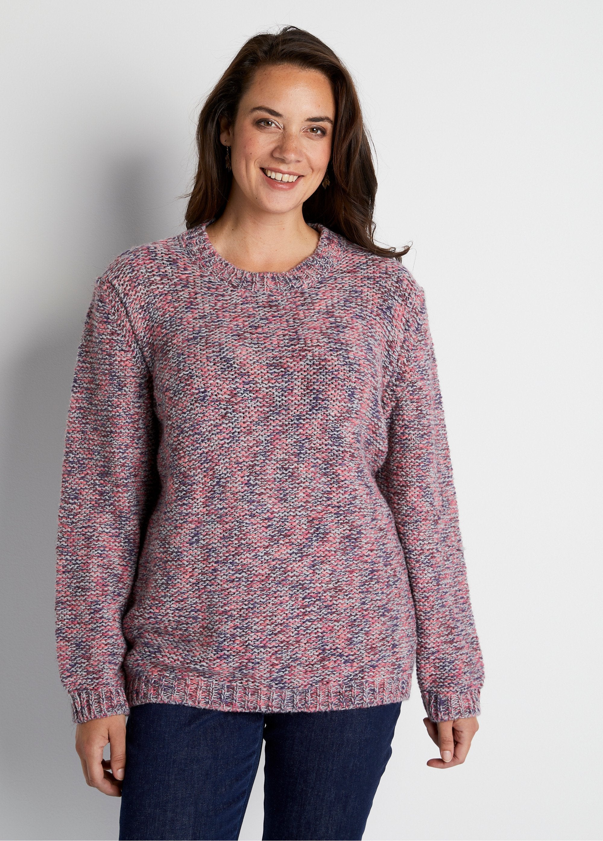 Round_neck_mouliné_sweater_with_wool_and_alpaca_Pink_and_gray_FA1_curvy