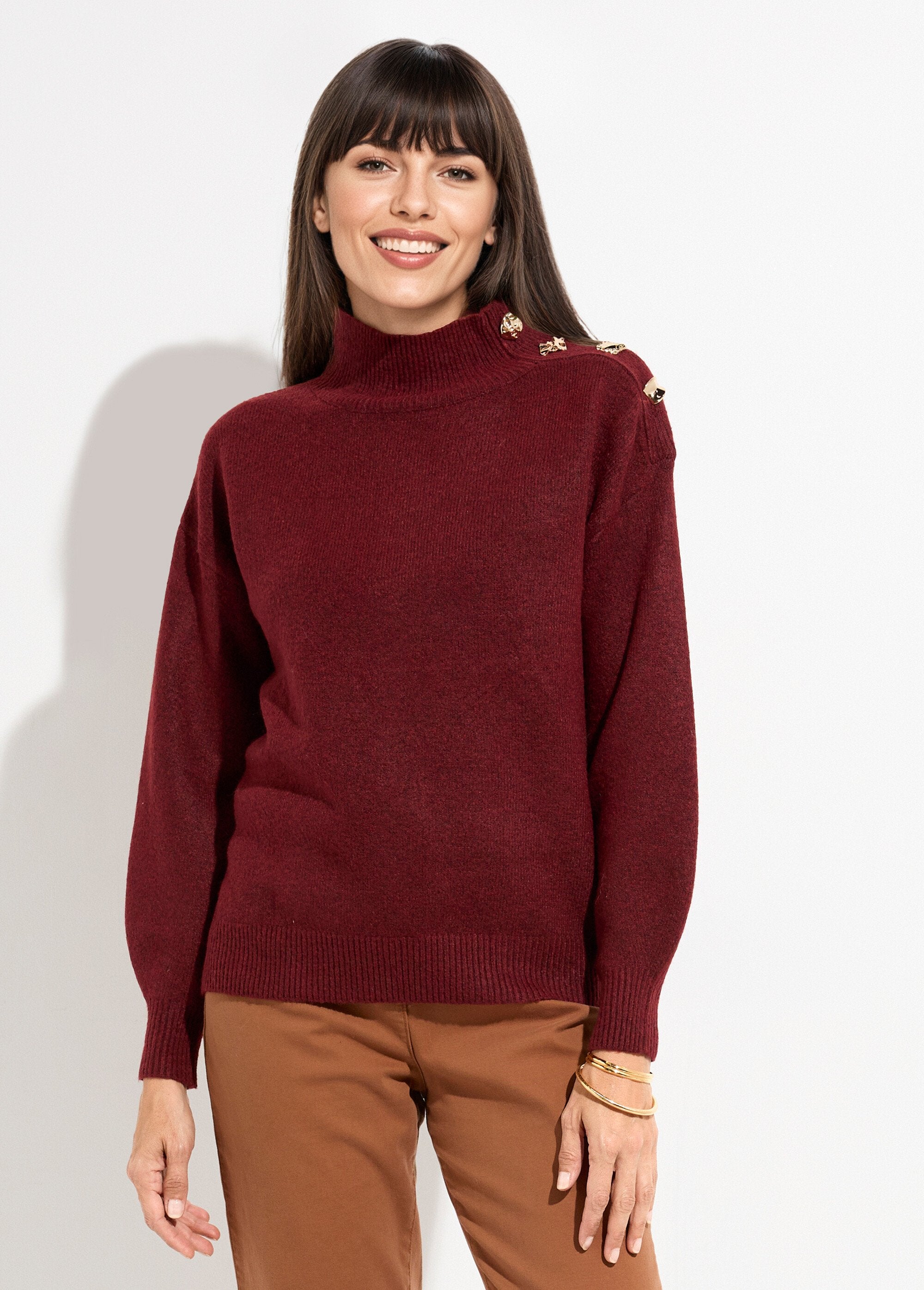 Pull_col_montant_boutons_bijou_métal_Bordeaux_FA1_slim