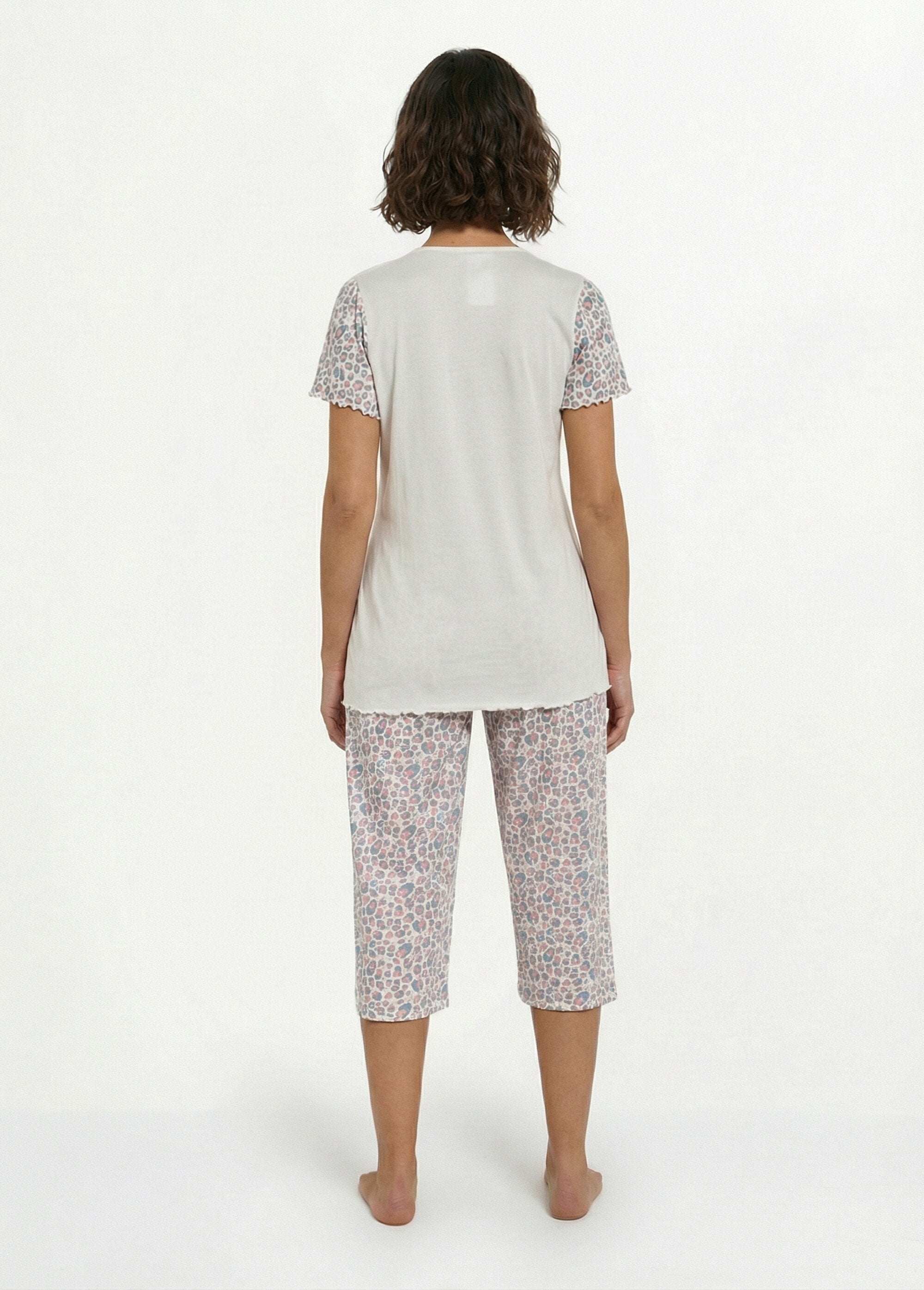 Short_cotton_pajamas_with_V-neck_and_short_sleeves_Ecru_DO1_slim