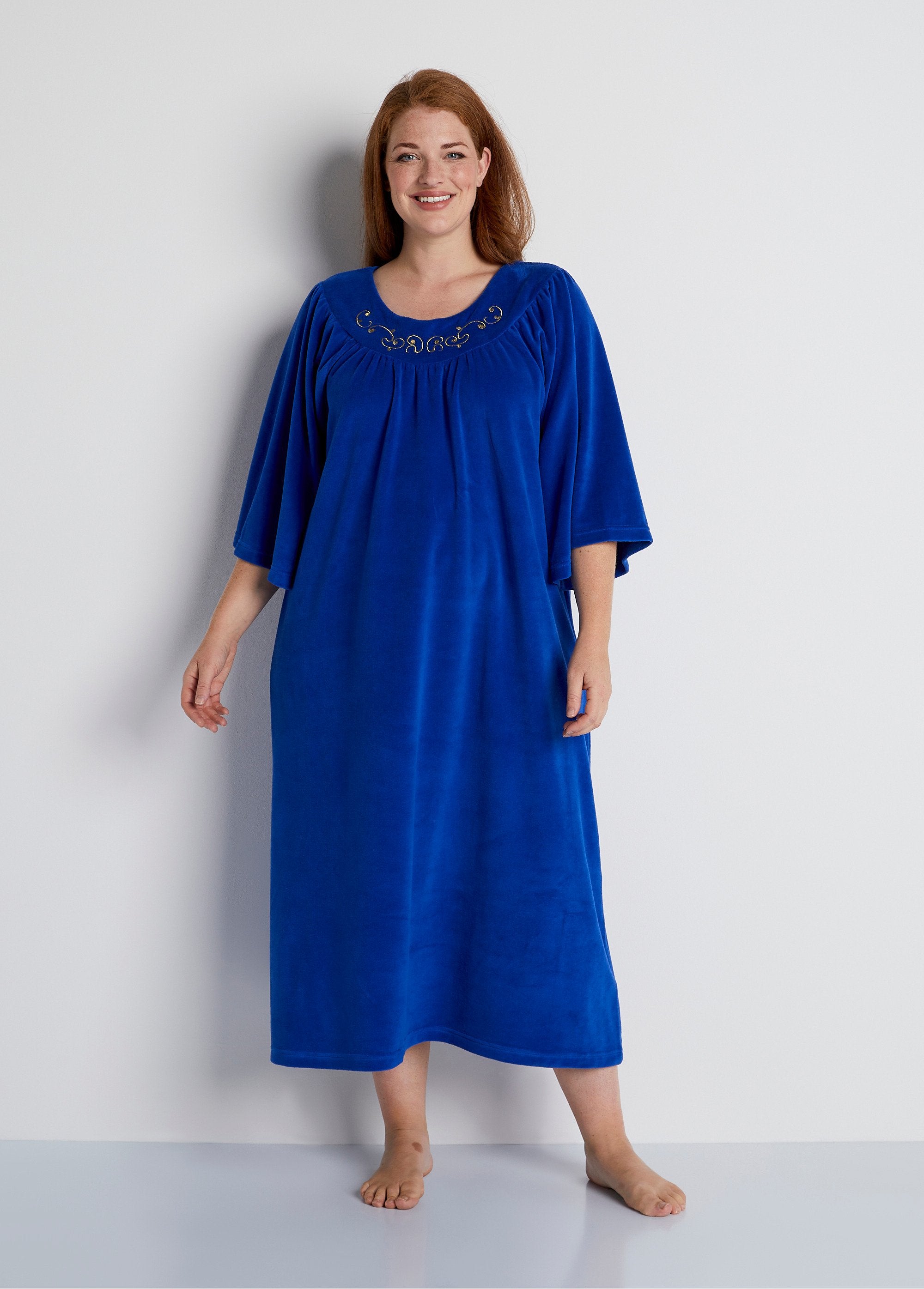 Velvet_hostess_dress_Royal_blue_FA1_curvy