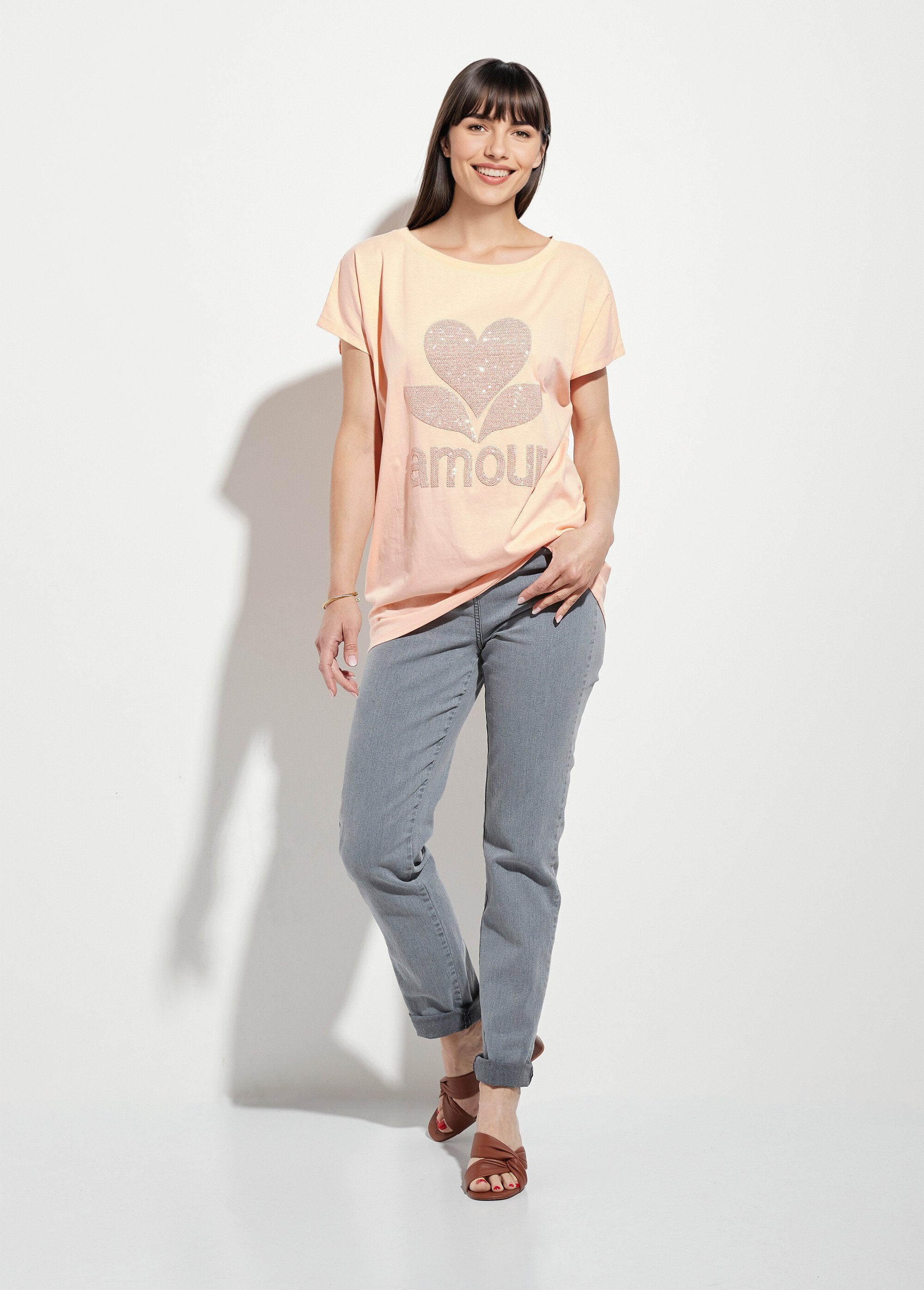 Round_neck_T-shirt_with_glittery_Love_pattern_Orange_SF1_slim
