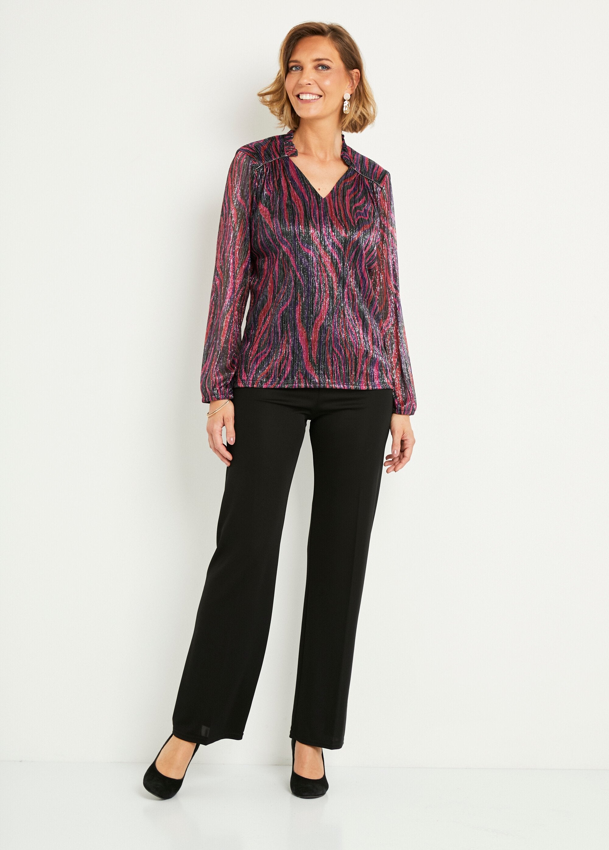 Graphic-print_pleated_mesh_T-shirt_Black_and_pink_SF1_slim