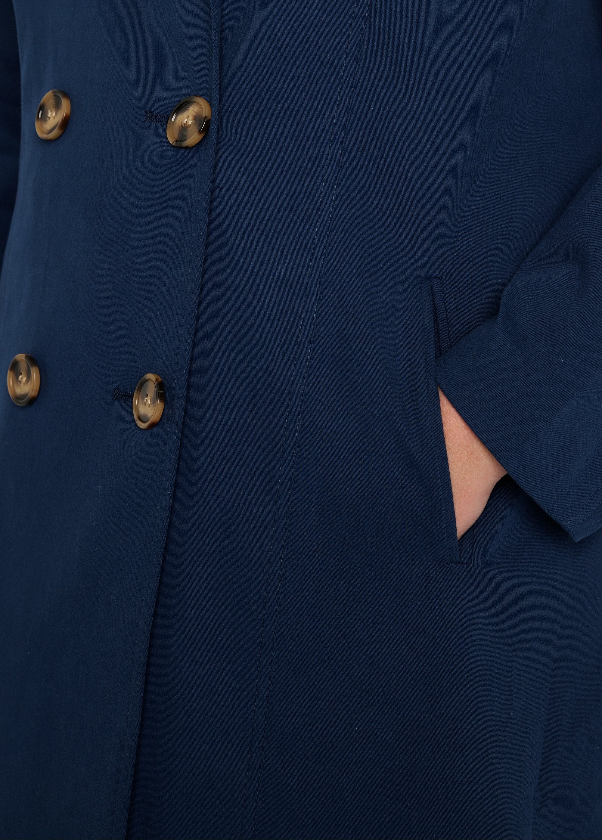 Short_double-breasted_trench_coat_Navy_blue_DE2_curvy