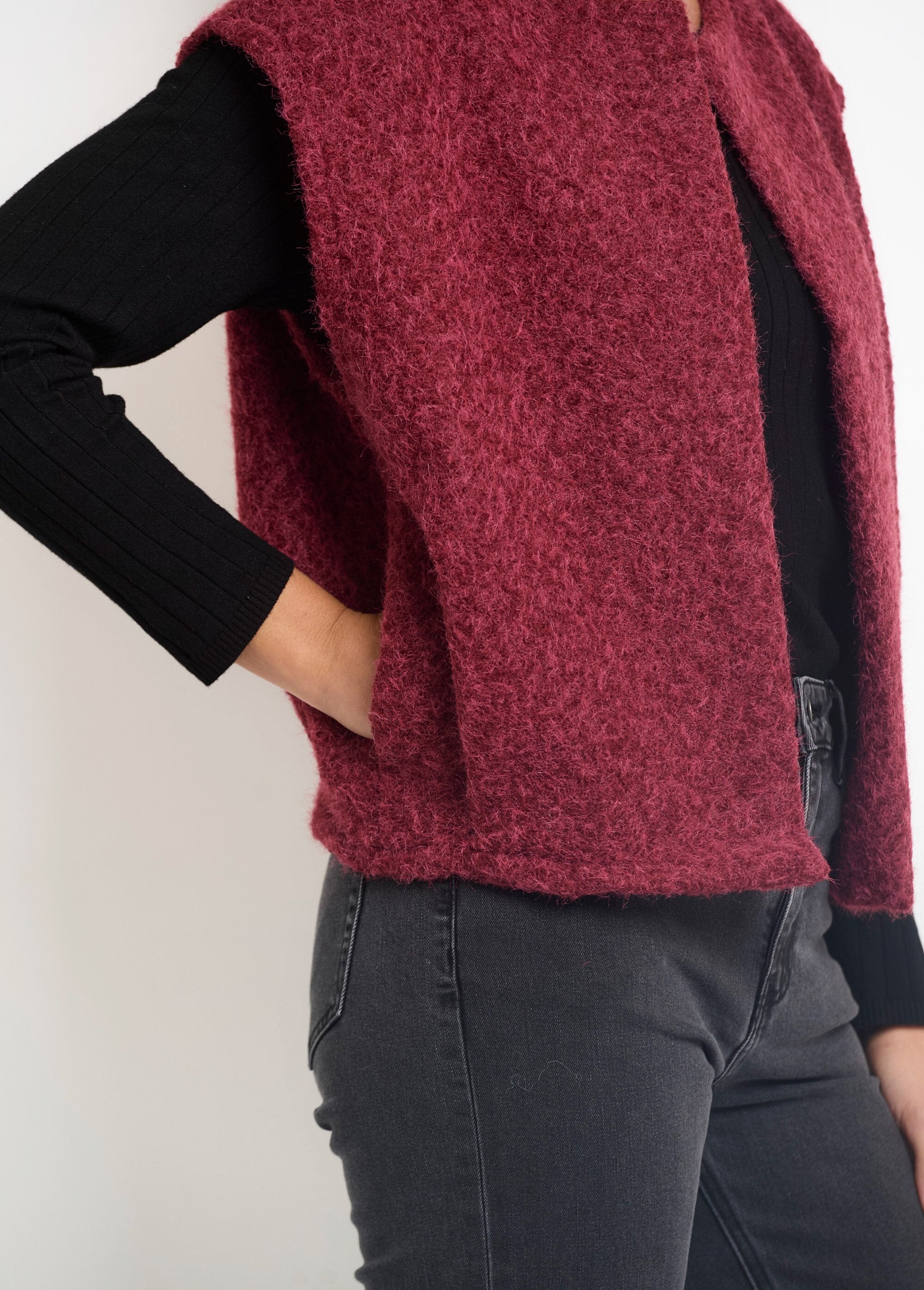 Sleeveless_wool-look_jacket_Bordeaux_DE2_slim