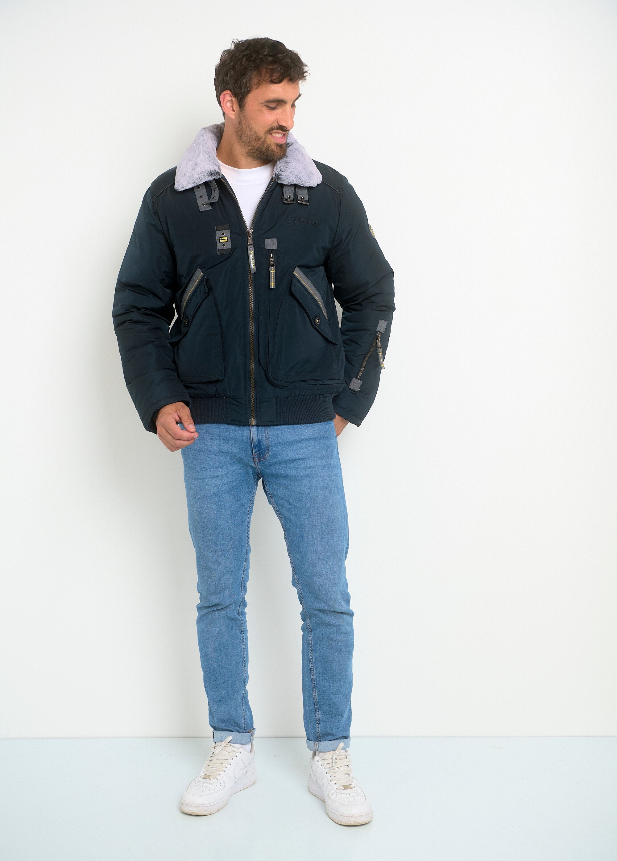 Aviator-style_jacket_with_fur-lined_stand-up_collar_Black_SF1_slim